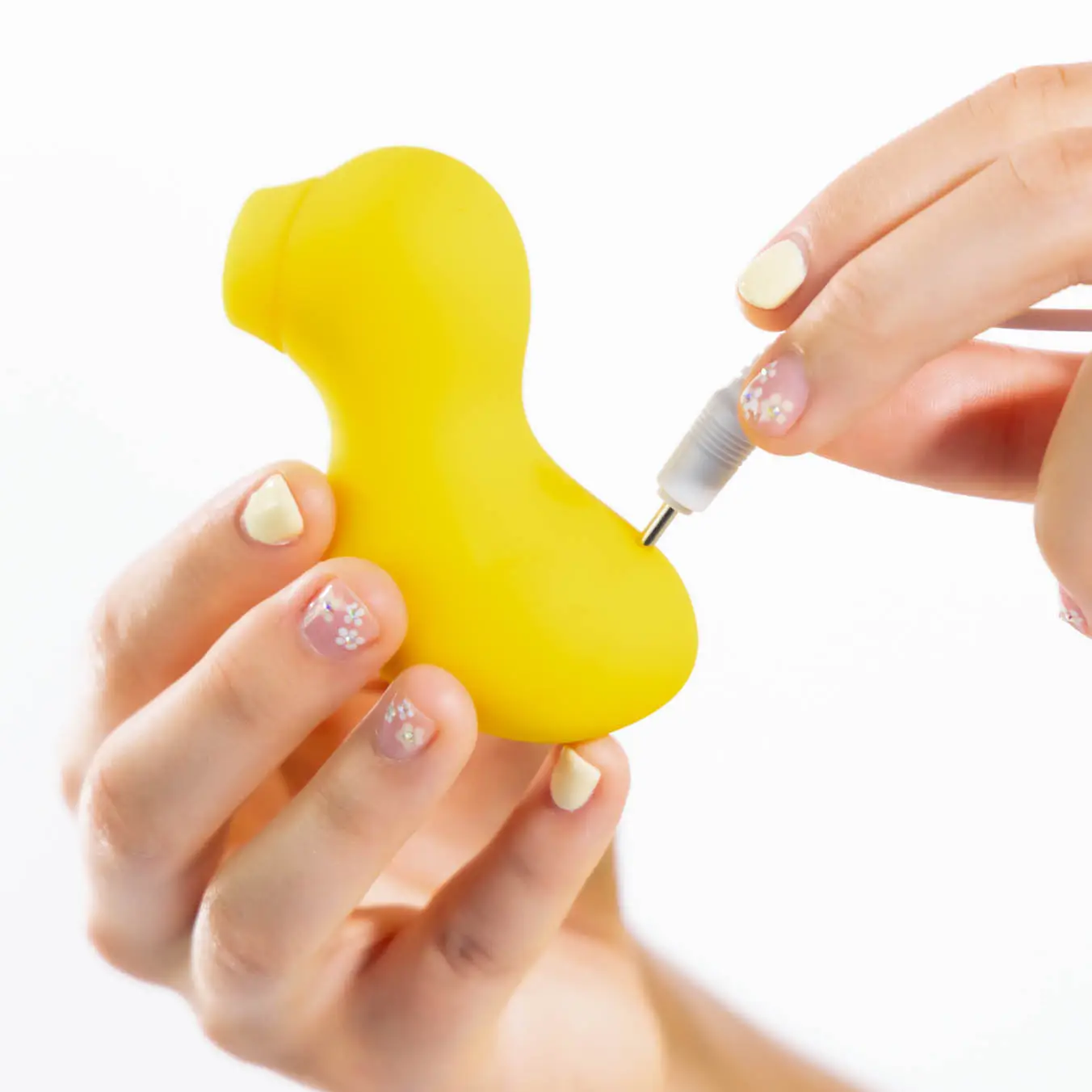 Lucky Duck Air Pulse Clitoral Suction Toy 1.png