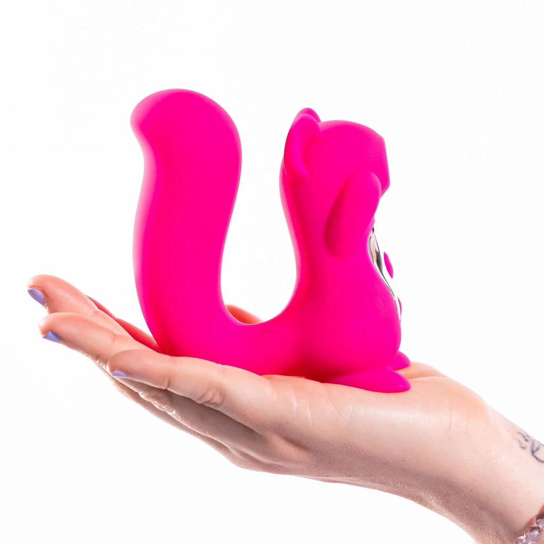 Screaming Squirrel Dual Motor Air Pulse & G-Spot Vibrator 9.png