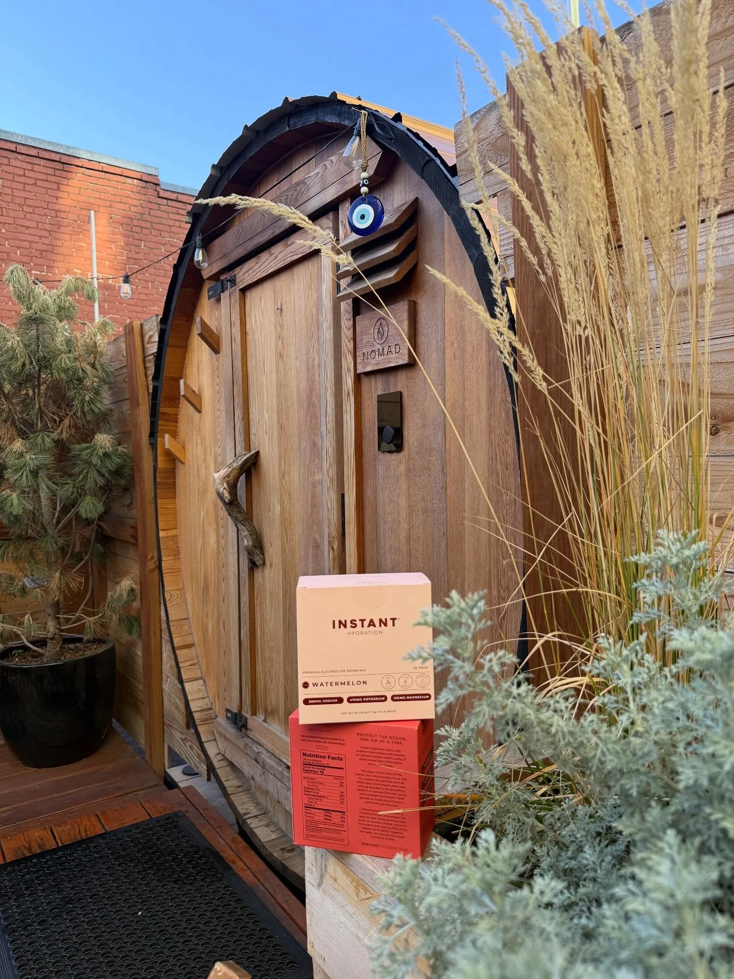 Happy 1st birthday to us! 💕Thank you to our lovely community. It wouldn&rsquo;t be possible without all of you! As a thank you, try some @instanthydration while you&rsquo;re here. Tag @drinkinstanthydration / @instanthydration and us!! So grateful f