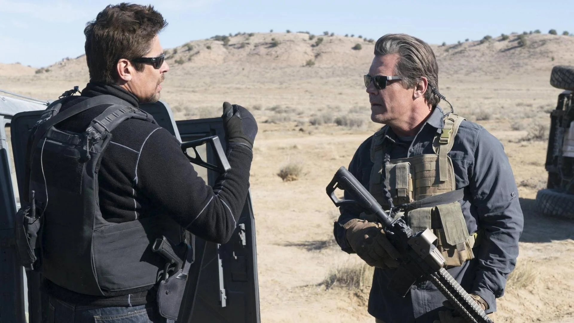 Benicio del Toro und Josh Brolin als Alejandro Gillick und Matt Graver in "Sicario" von Denis Villeneuve