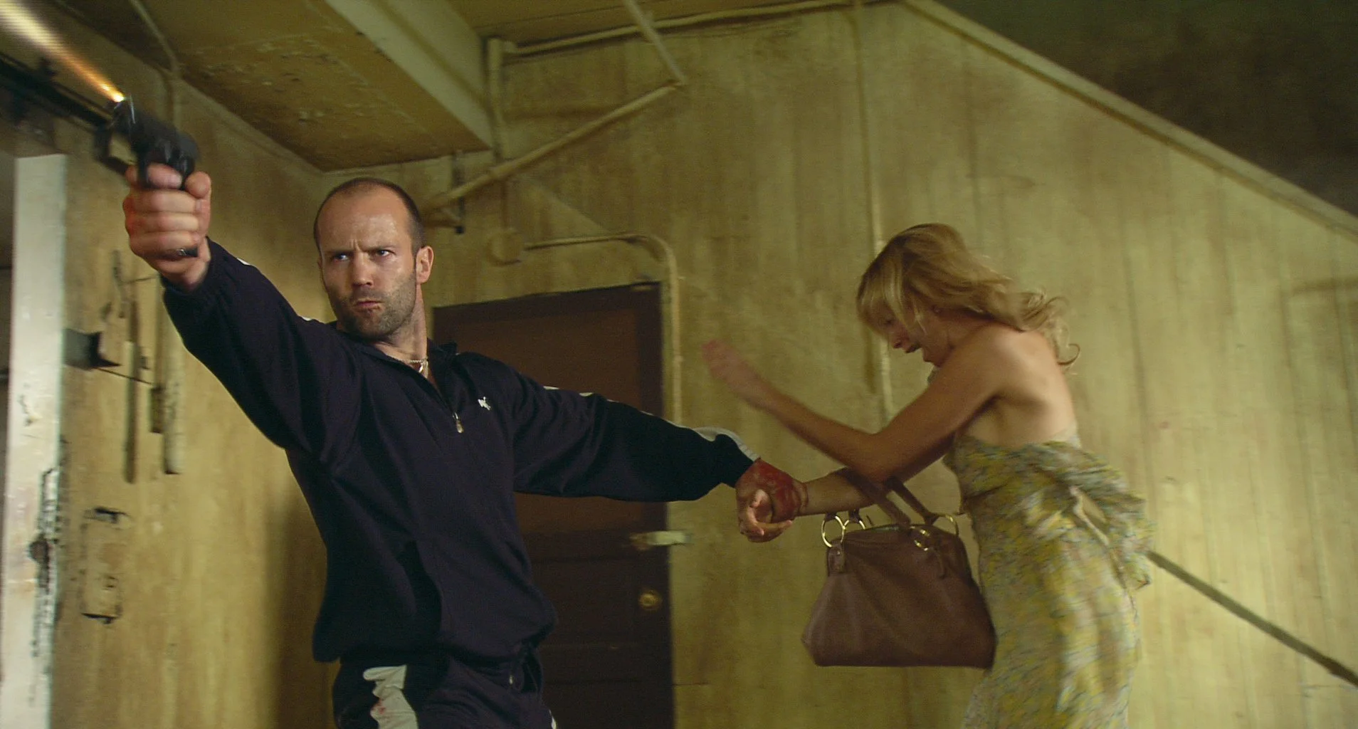 Jason Statham als Chev Chelios und Amy Smart als Eve  in "Crank" Brian Taylor, Mark Neveldine