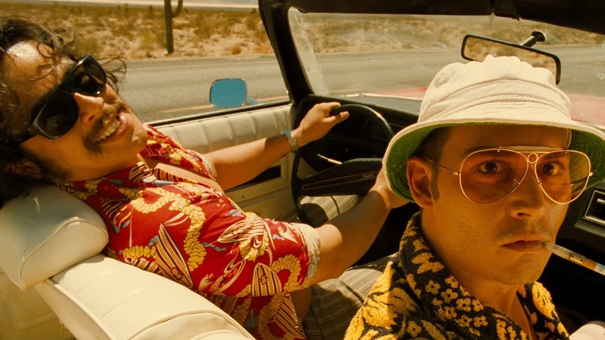 Johnny Depp und Benicio Del Toro als Raoul Duke und Dr. Gonzo in "Fear and Loathing in Las Vegas" von Terry Gilliam