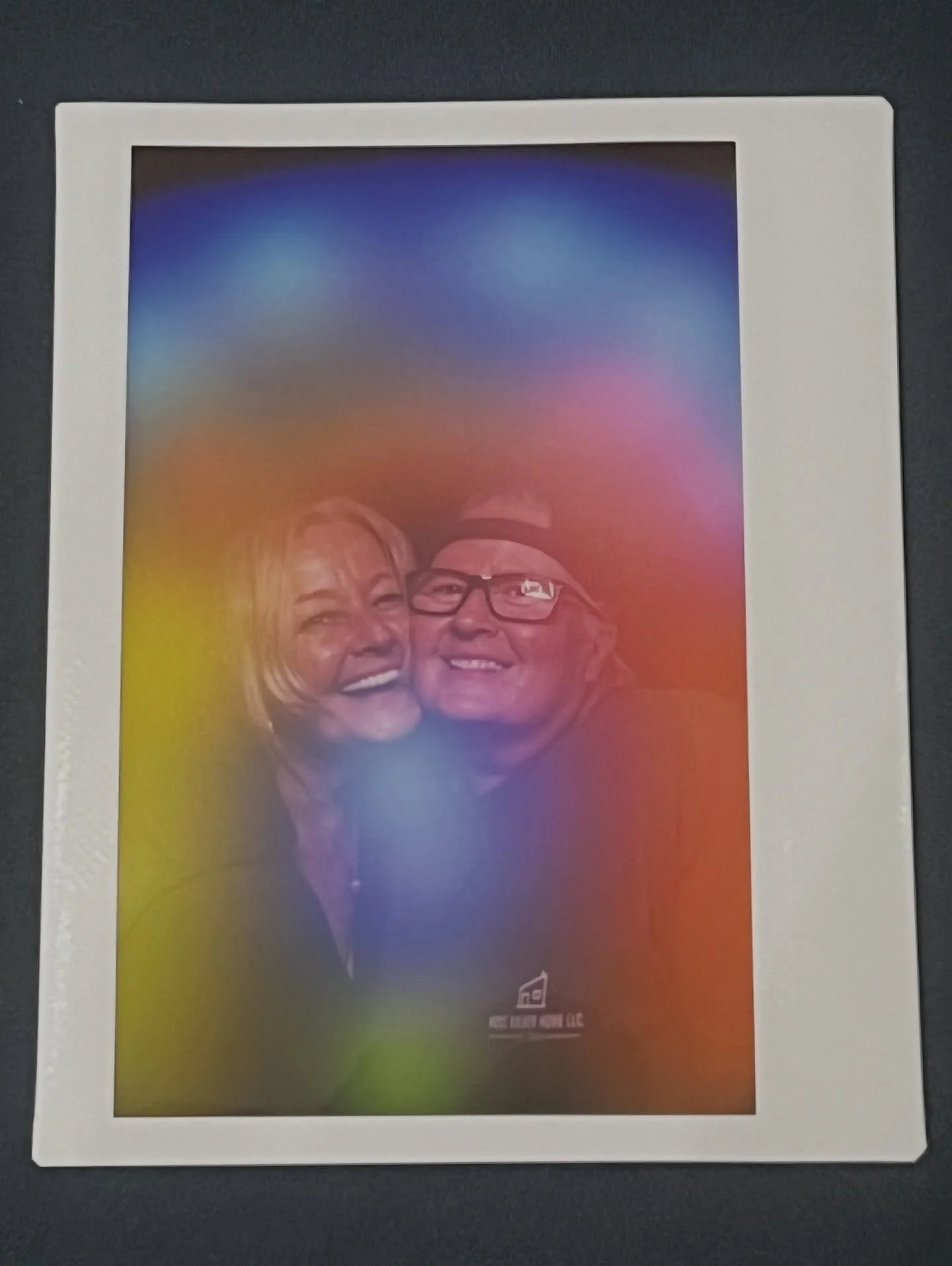 Some people just fit together in a way that doesn&rsquo;t make sense on paper, but makes perfect sense in energy. These two couldn&rsquo;t be more different in personality, yet when they sit for an aura photo together, the harmony shows up instantly.