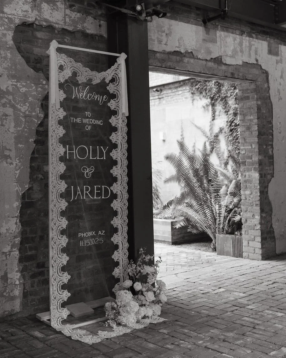 A closer look at the details that brought it all together&mdash;each one chosen with intention. 🤍🥂

Venue: @theabbeyphx
Bar: @atlastacatering
Floral: @modernthistle
Cake: @a.cakesbakery.az
Photo + Video: @desertpineco
Rentals: @theeventcoaz @eventr