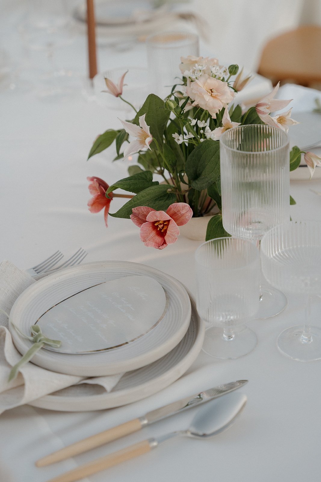 A luxury wedding table setting at a styled event, hosted by Made Event Co. in Arizona.