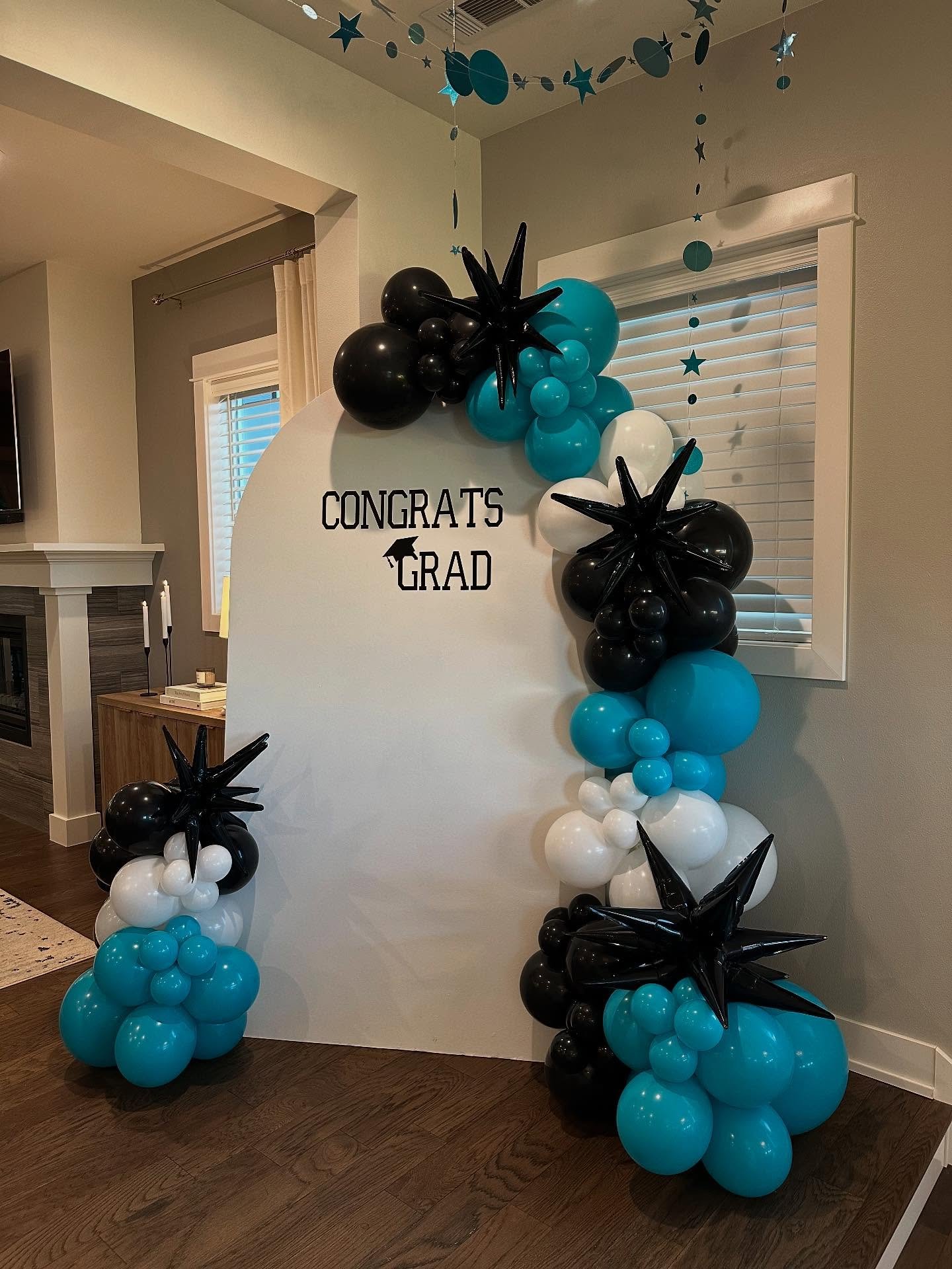 Grad party season is in full swing🎓🎉

Still have a few spots open for June, inquire today to get your spot booked ASAP!! 

#TalkPartytoMeBalloons #GradSeason #GradParty #2025grad #BLHSgrad #BalloonArtist #Balloons #SmallBusinessOwner #WashingtonSta