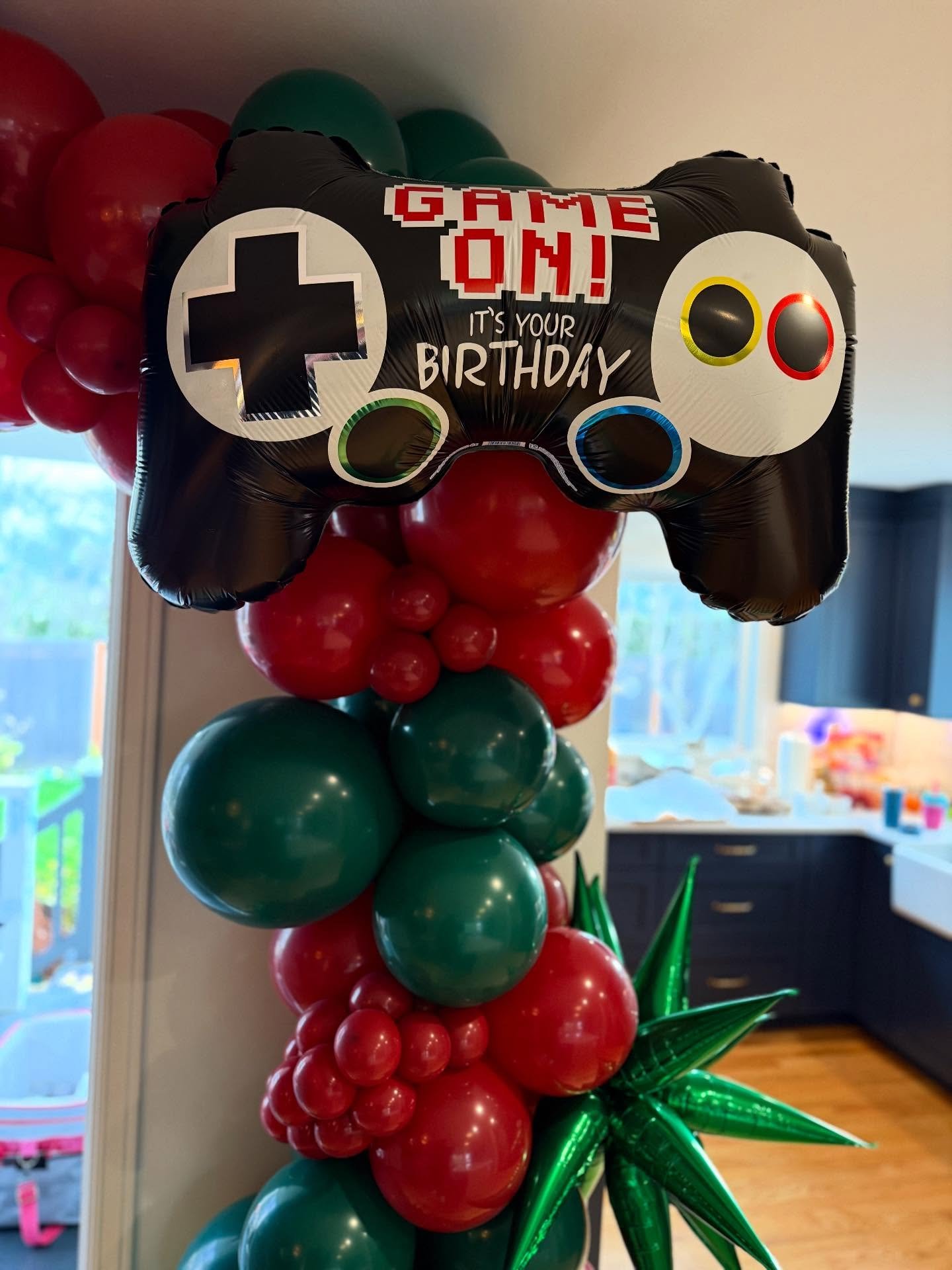 GAME ON🎮🥳🎈

A video game truck that comes to your house, how cool is that!!?! 

#TalkPartytoMeBalloons #BirthdayBoy #SmallBusinessOwner #BalloonArtist #Balloons