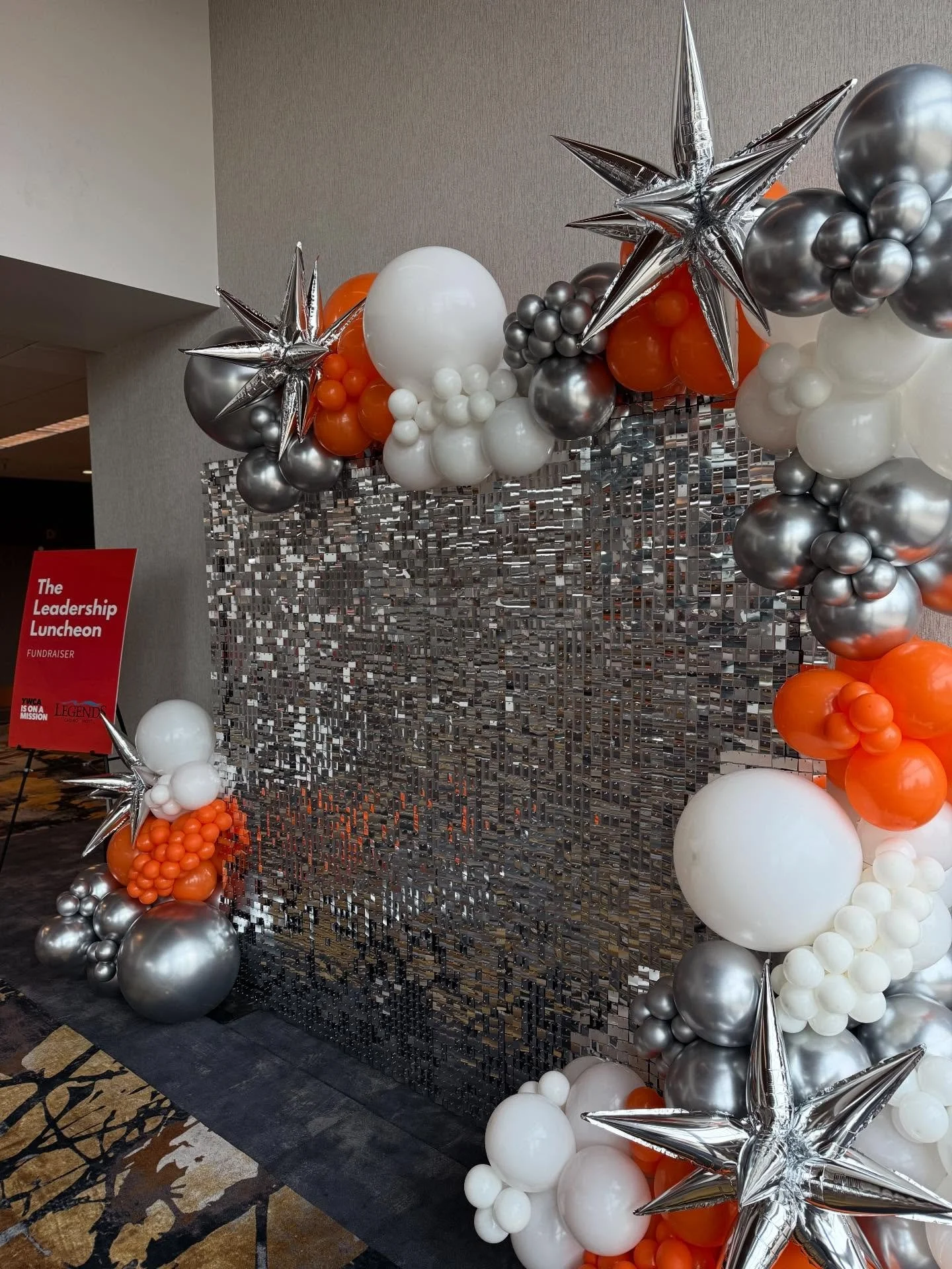 Honored to be back for another year creating for the Leadership Luncheon for the YWCA Yakima✨

This event is always such a powerful reminder of what happens when a community comes together to uplift, support, and create change. Grateful to play a sma