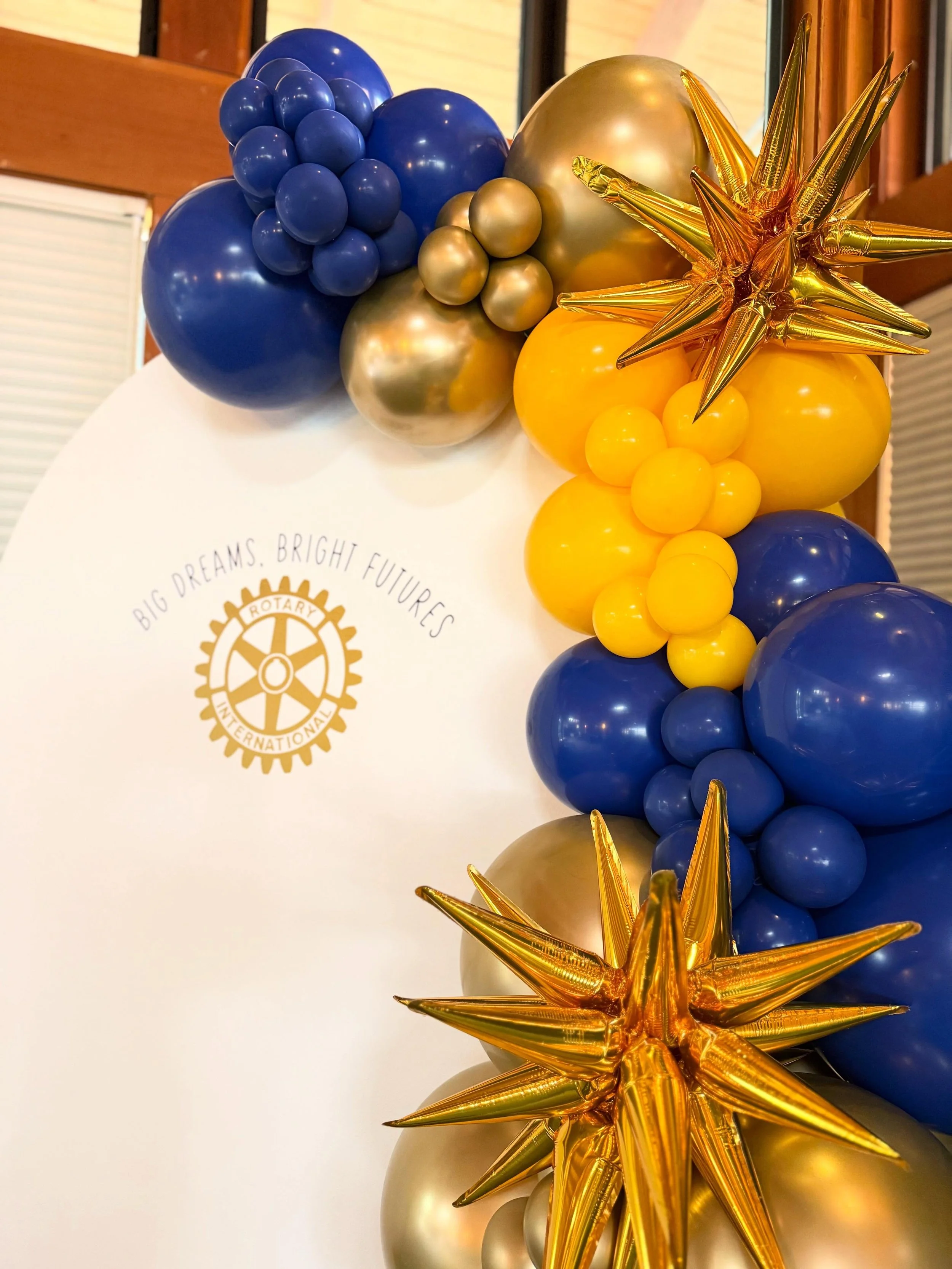 ✨Big dreams. Bright futures✨

Honored to create this backdrop and balloon installation for Auburn Rotary and help celebrate the impact they continue to make in our communities💙💛

So grateful to be part of events that make a difference✨

#TalkPartyt