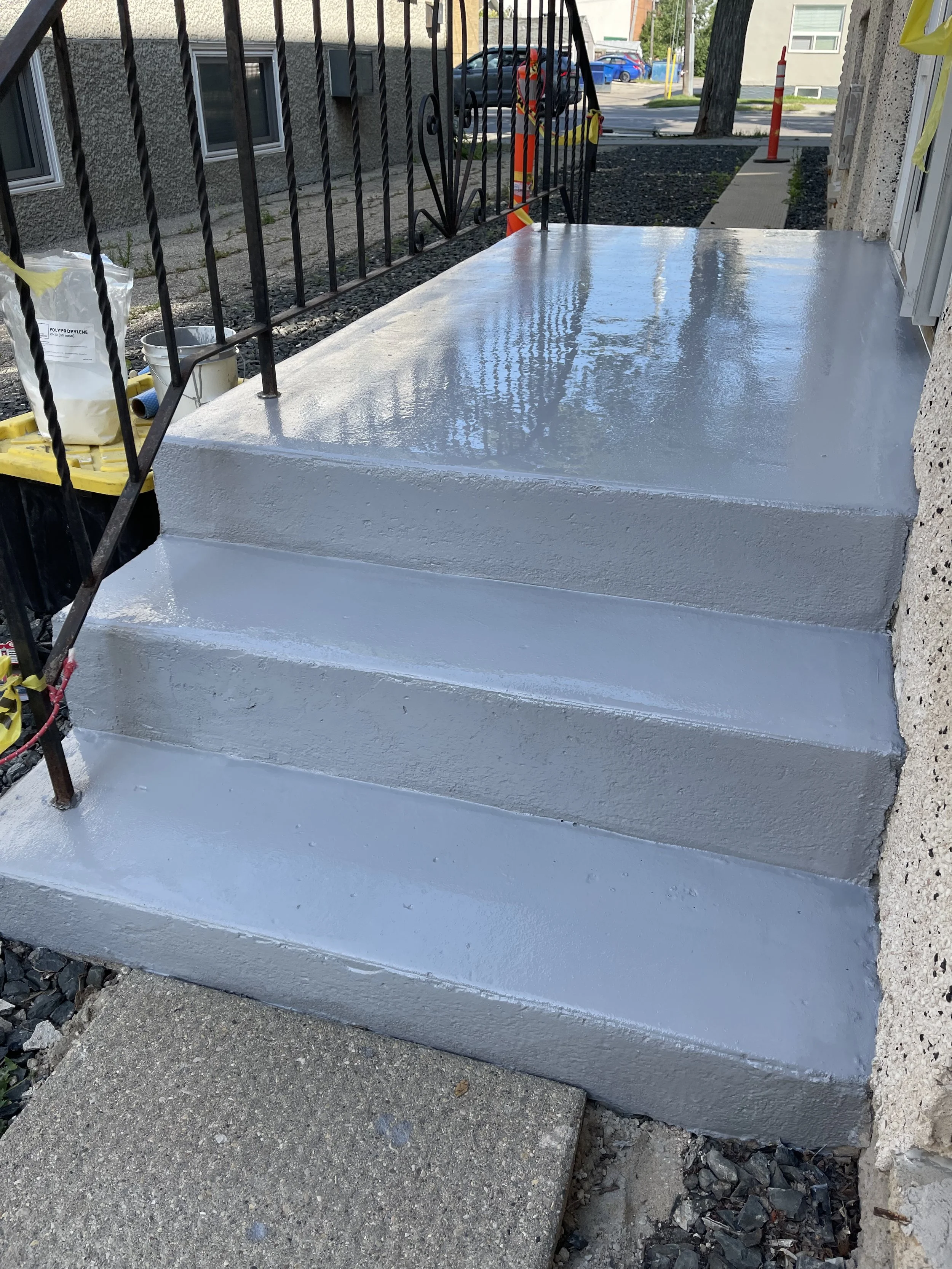 Solid Color Epoxy with Grip Additive with Polyaspartic Topcoat