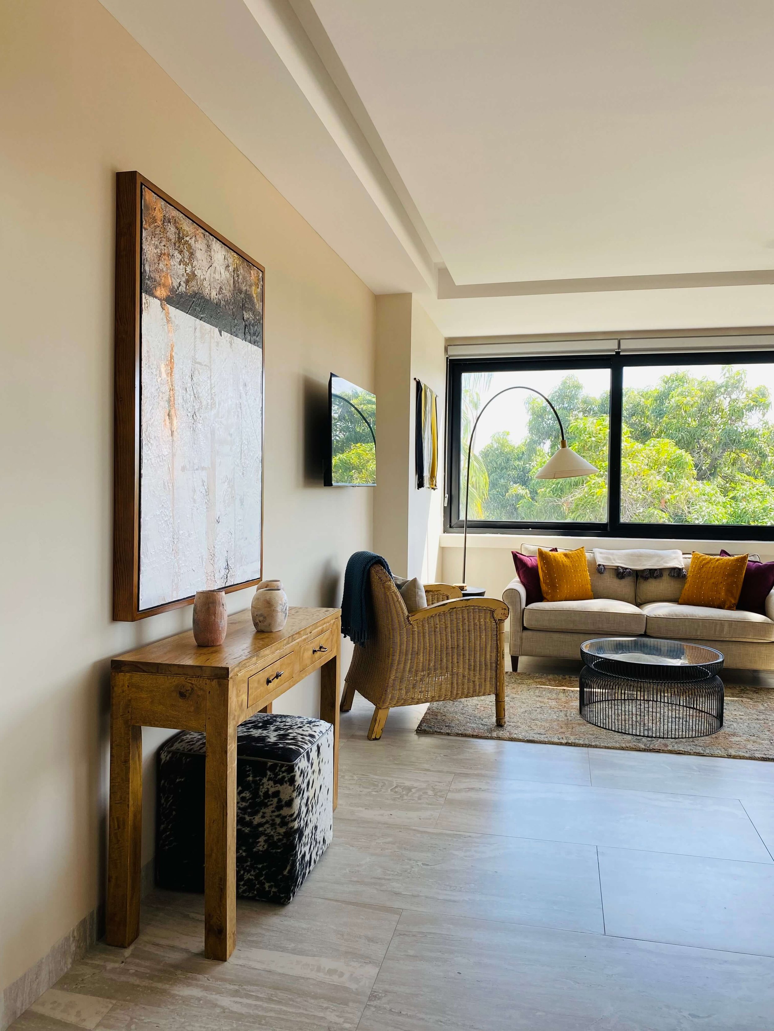 2.JPG Living room SJD about push pause.jpg