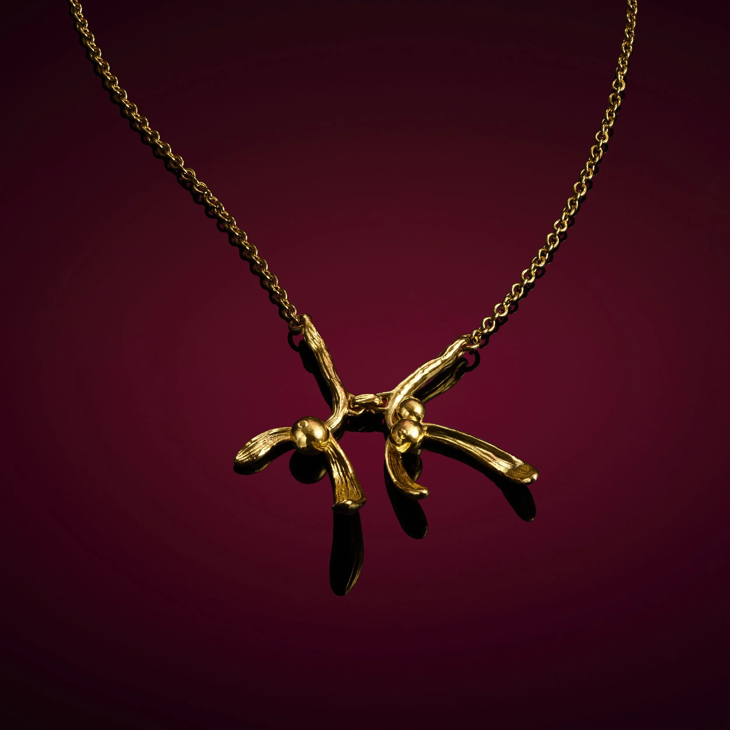 Holiday_Misteltoe_Necklace.jpg