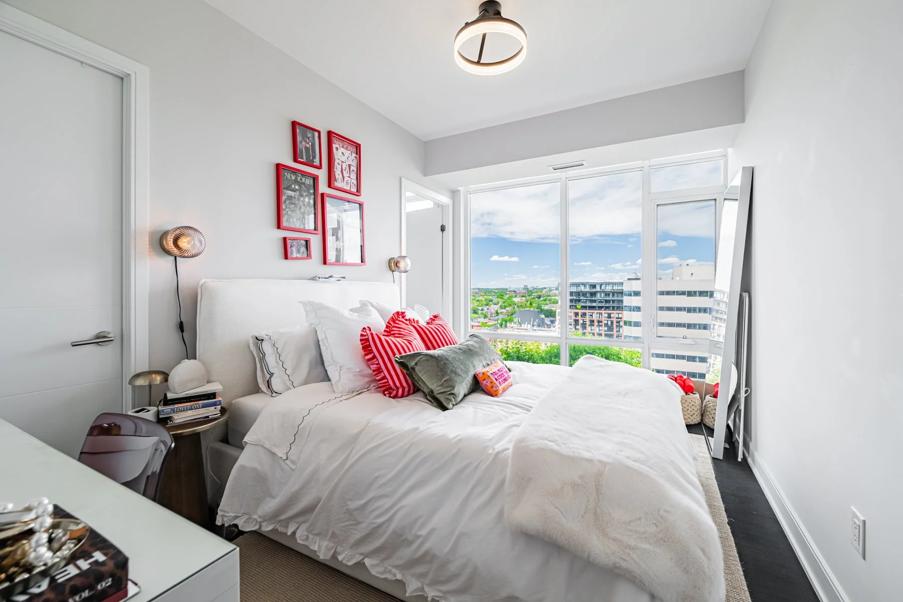 525 Adelaide St W, LPH12-12.jpg