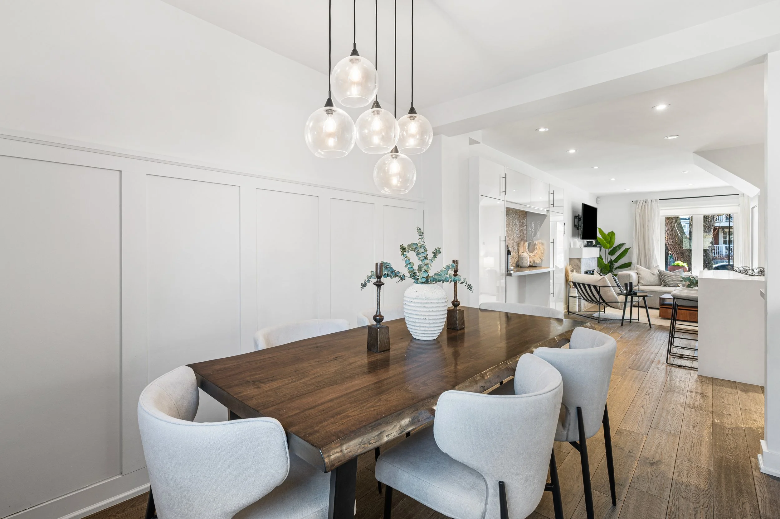 200 Robina Ave-10.jpg