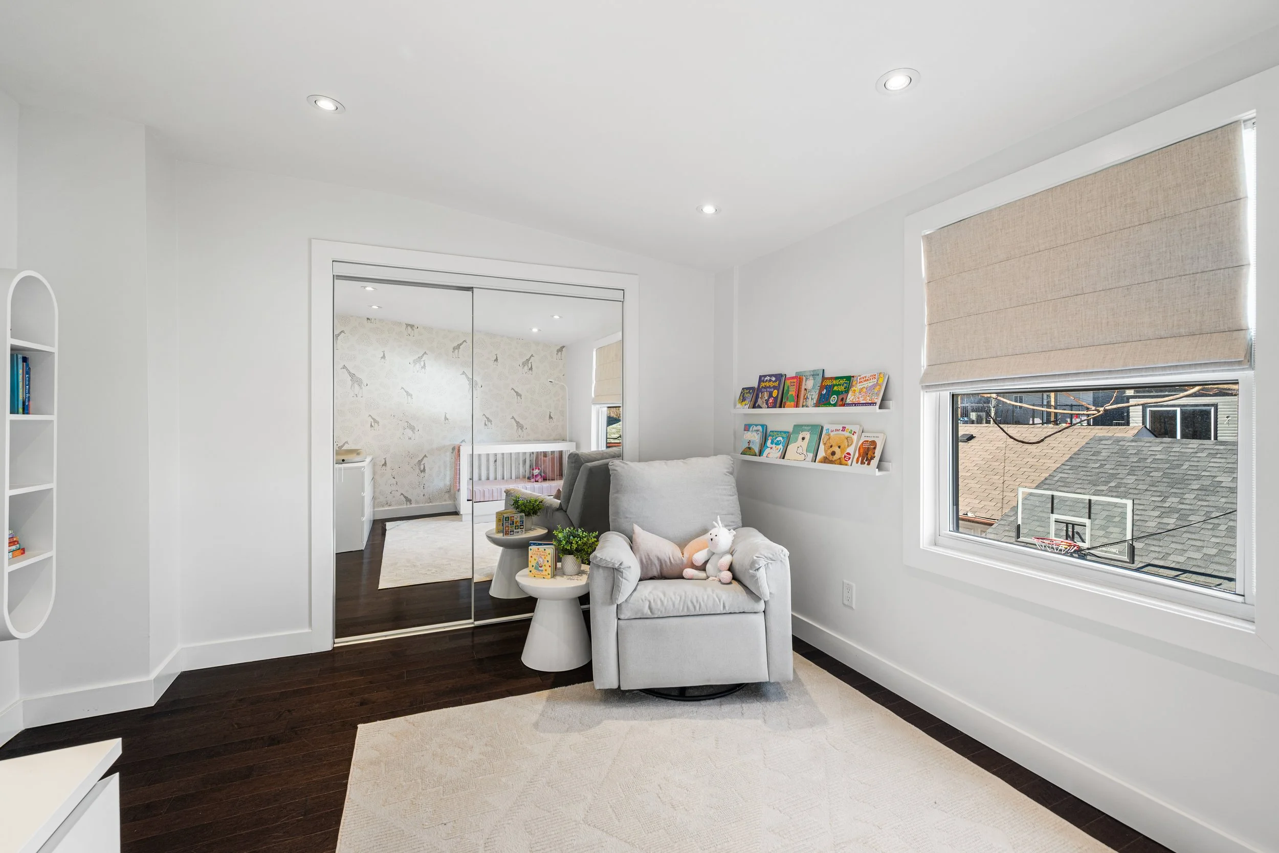 200 Robina Ave-27.jpg