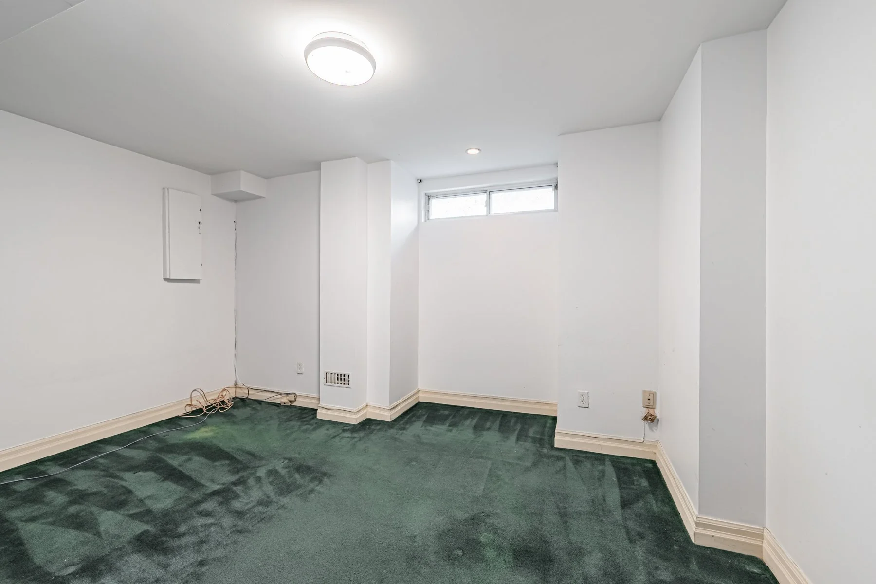 40 Donino Ave-72.jpg
