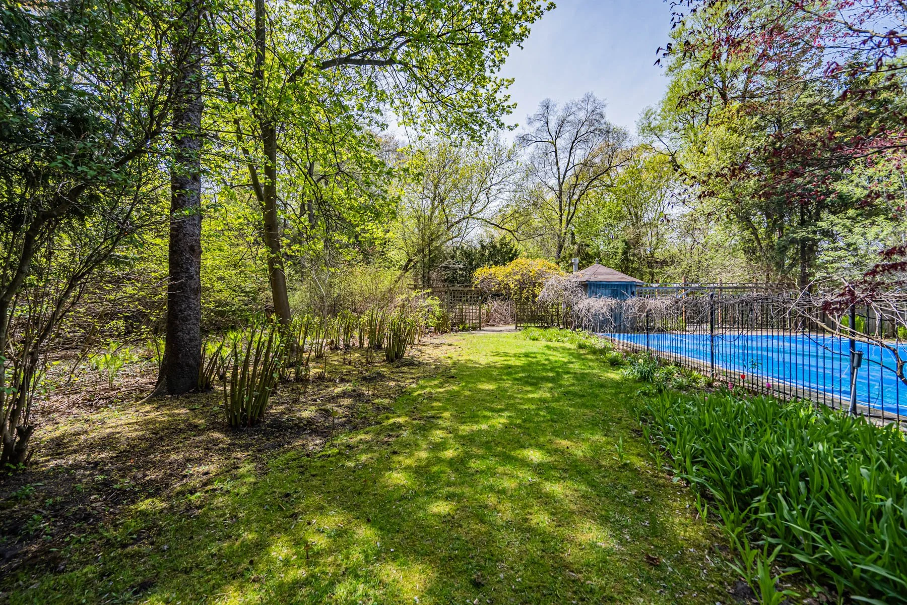 40 Donino Ave-10.jpg