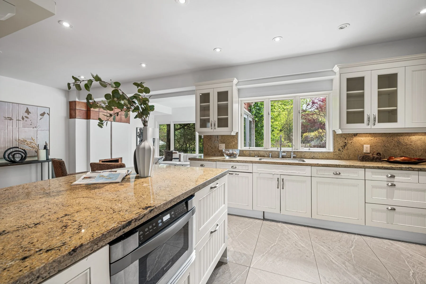 40 Donino Ave-30.jpg