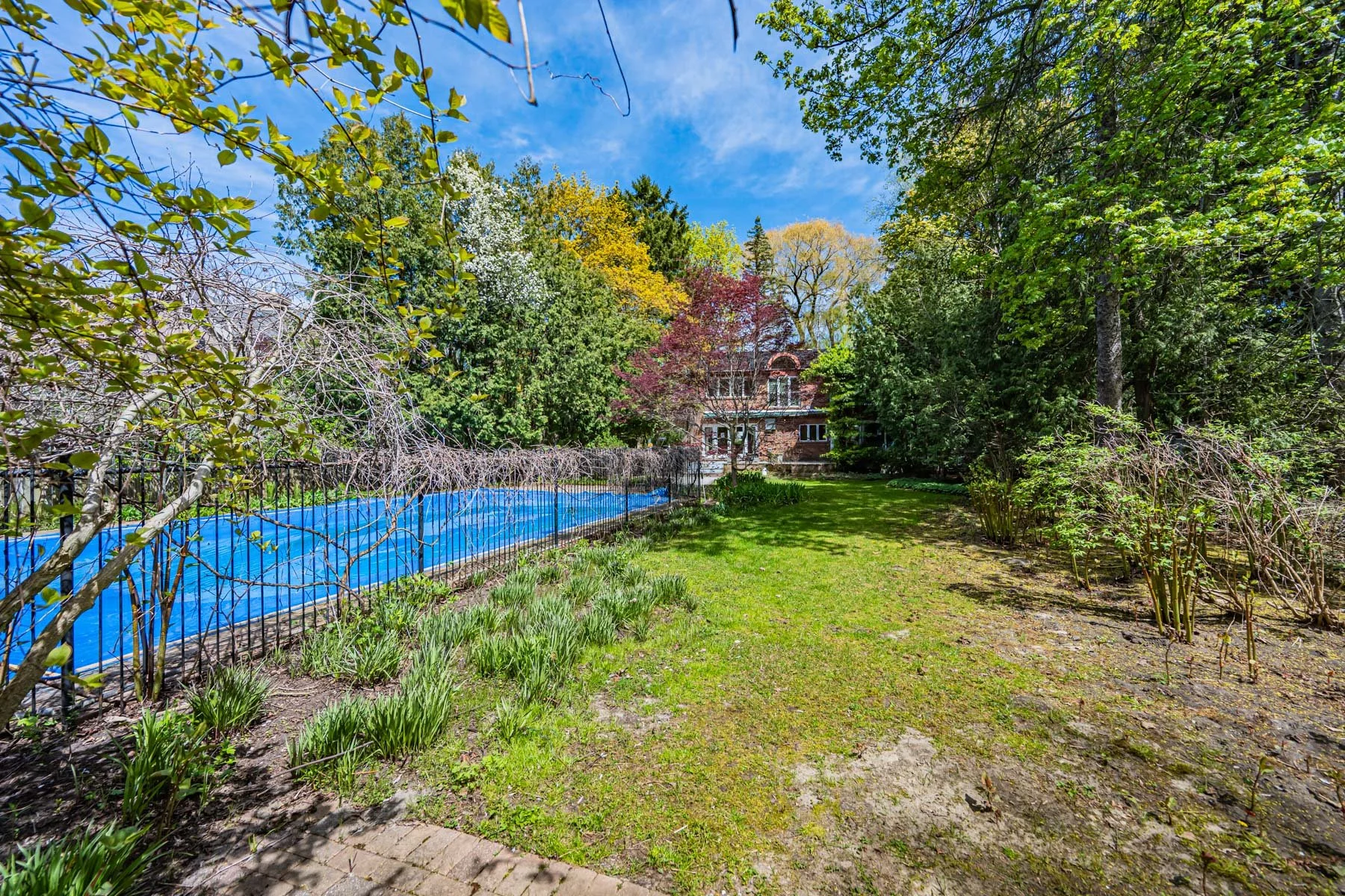 40 Donino Ave-11.jpg