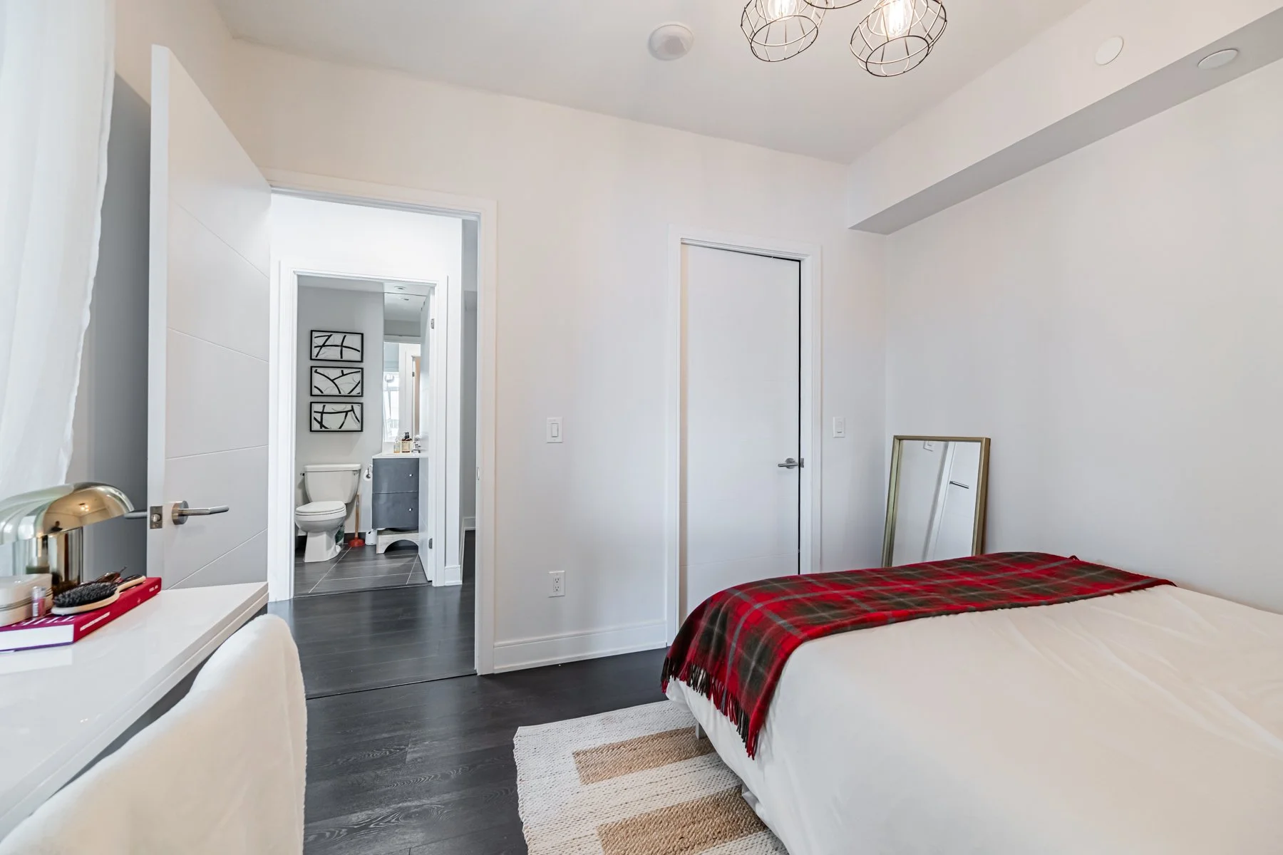 525 Adelaide St W, LPH12-27.jpg