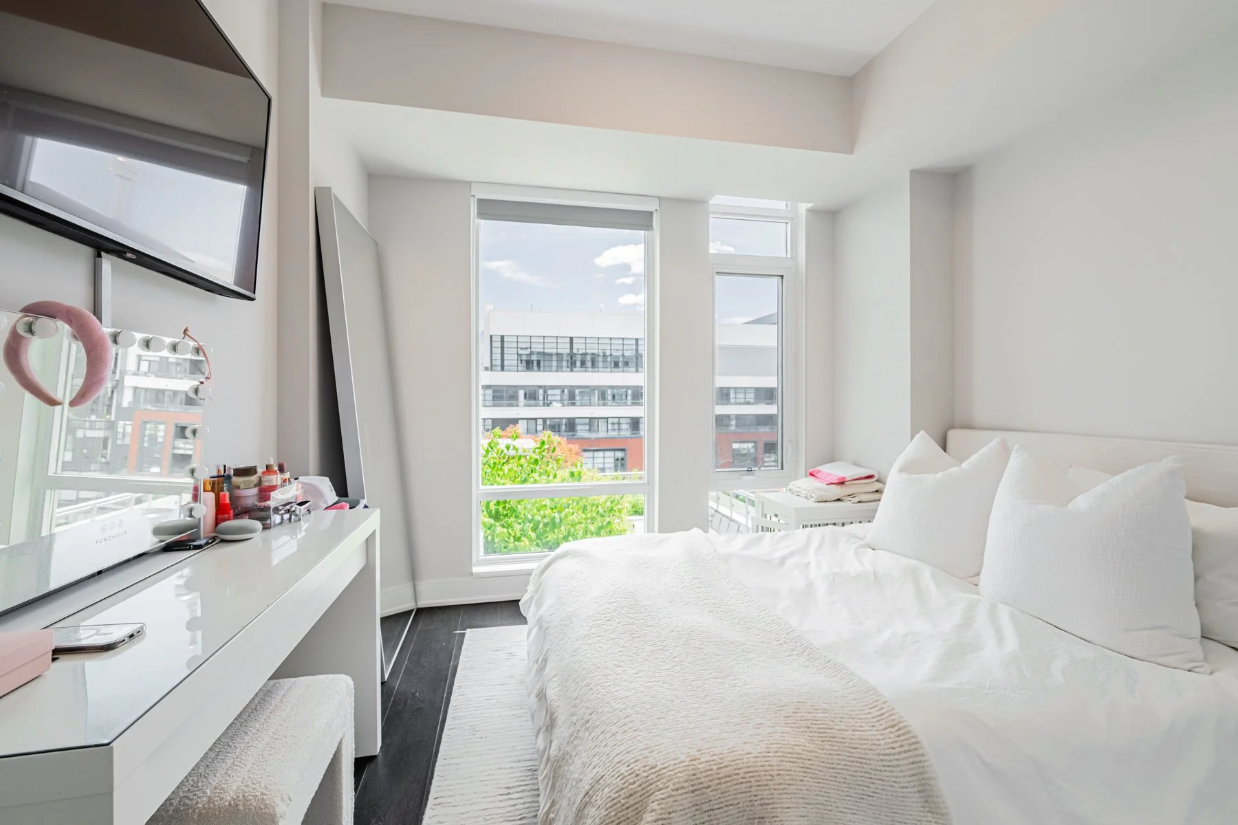 525 Adelaide St W, LPH12-21.jpg
