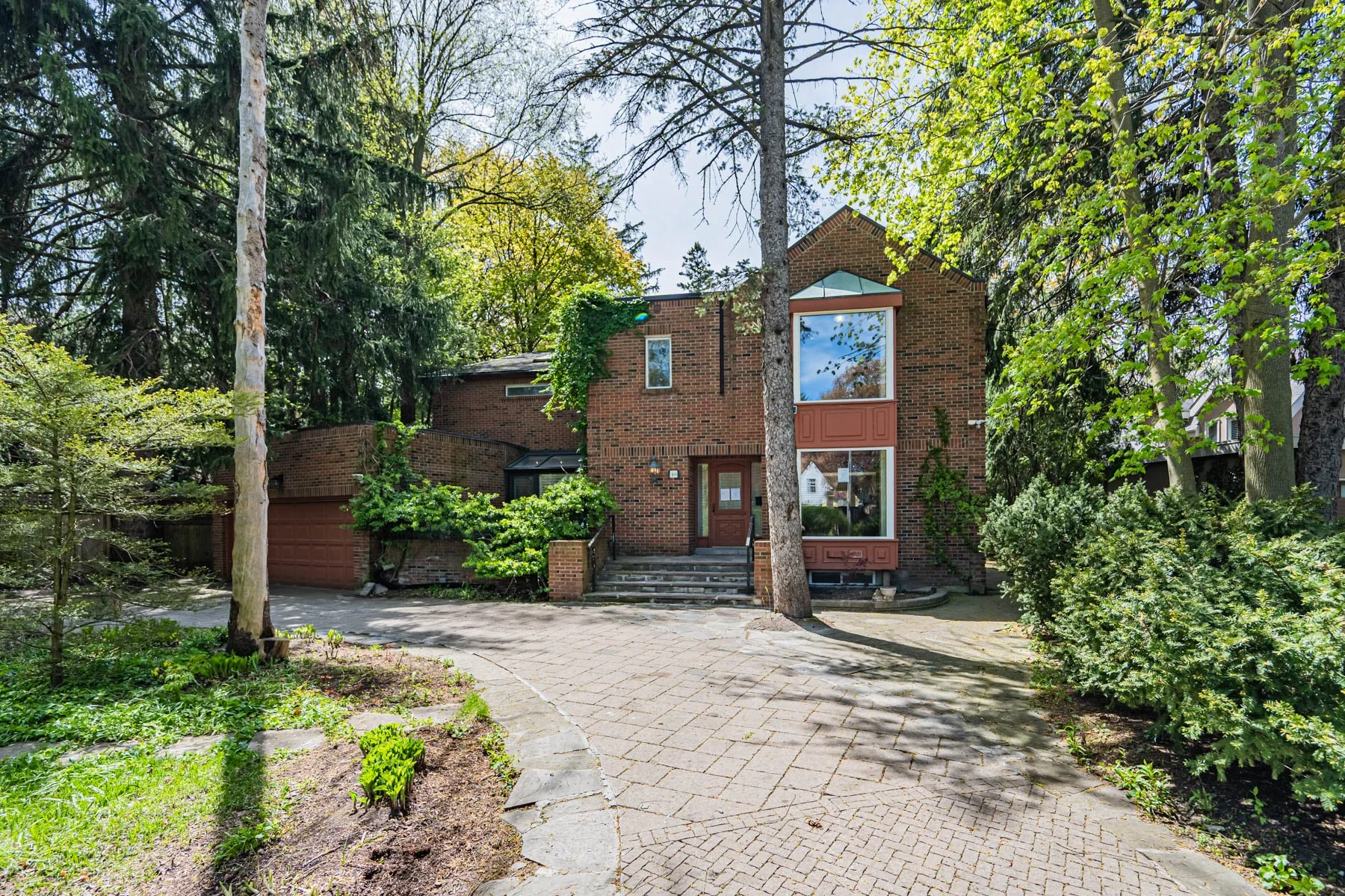 40 Donino Ave-2.jpg