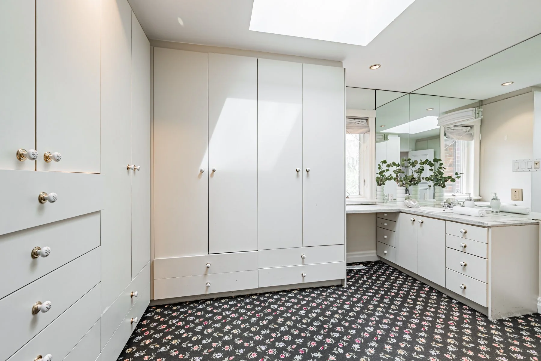 40 Donino Ave-54.jpg