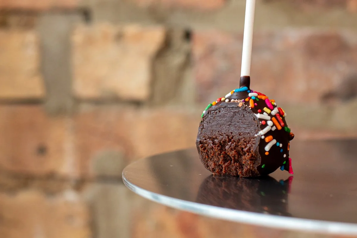 Defloured Bakery-Cake Pops-Chicago-Gluten Free-3.jpg