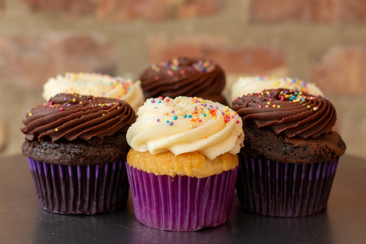 Defloured Bakery-Cup Cakes-Chicago-Gluten Free.jpg