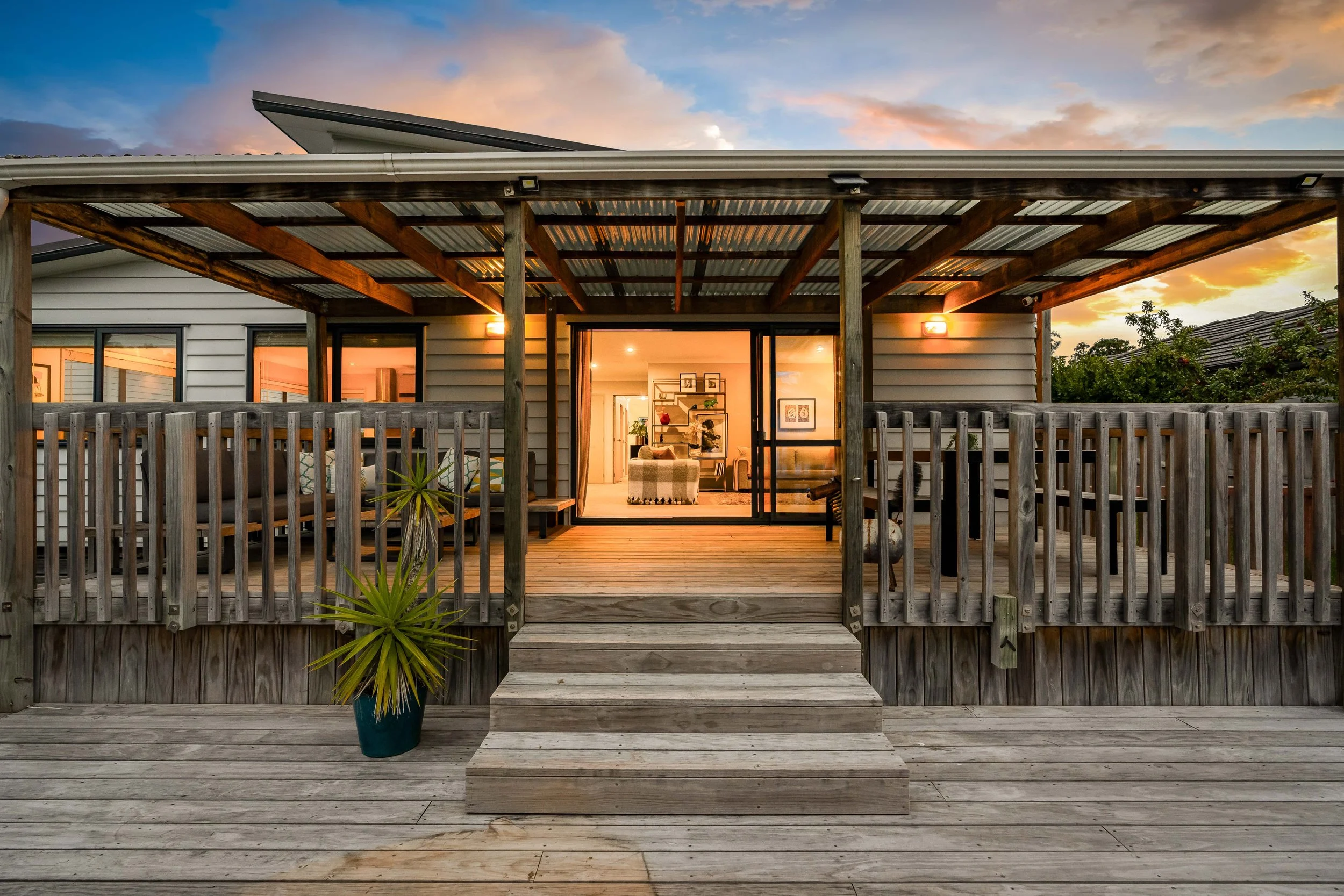 Less than 3MB 7 Wautaiti Drive Dusk-8.jpg