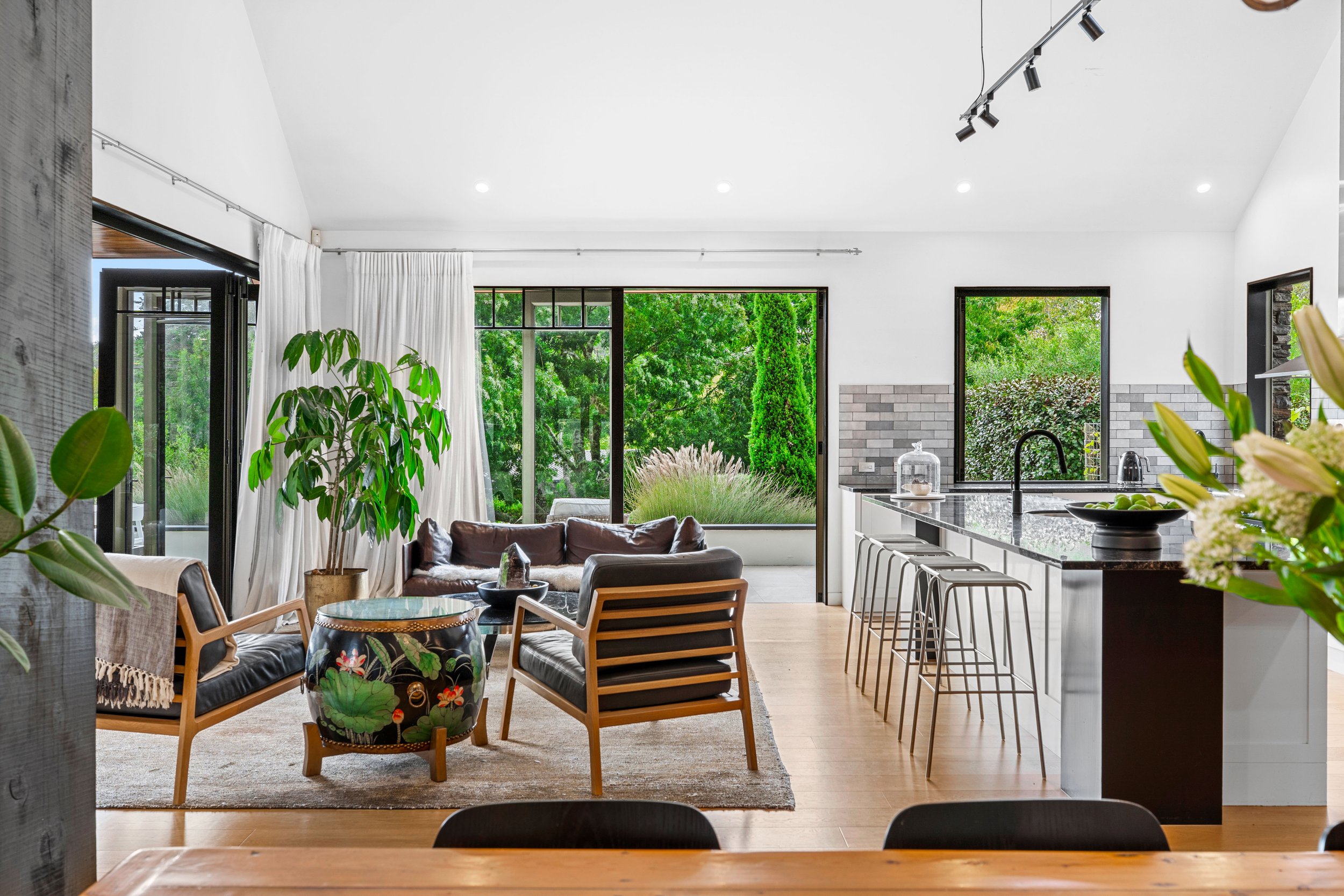 Less than 3MB 109 Glenmore Road-36.jpg