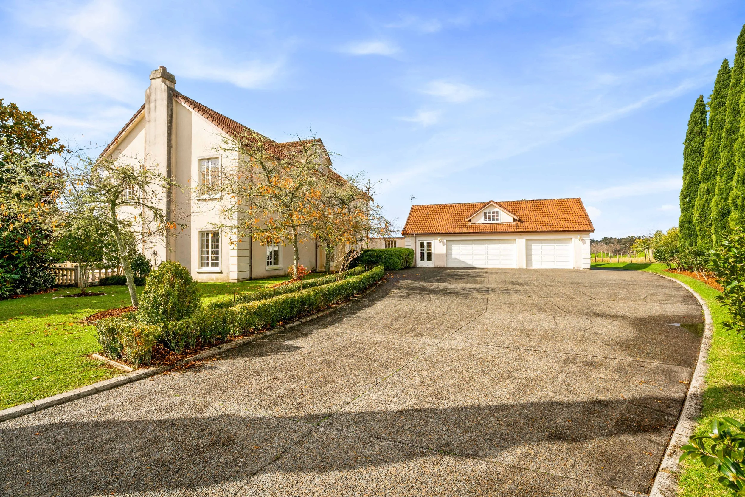 Less than 3MB 84 Three Oaks Drive-8.jpg