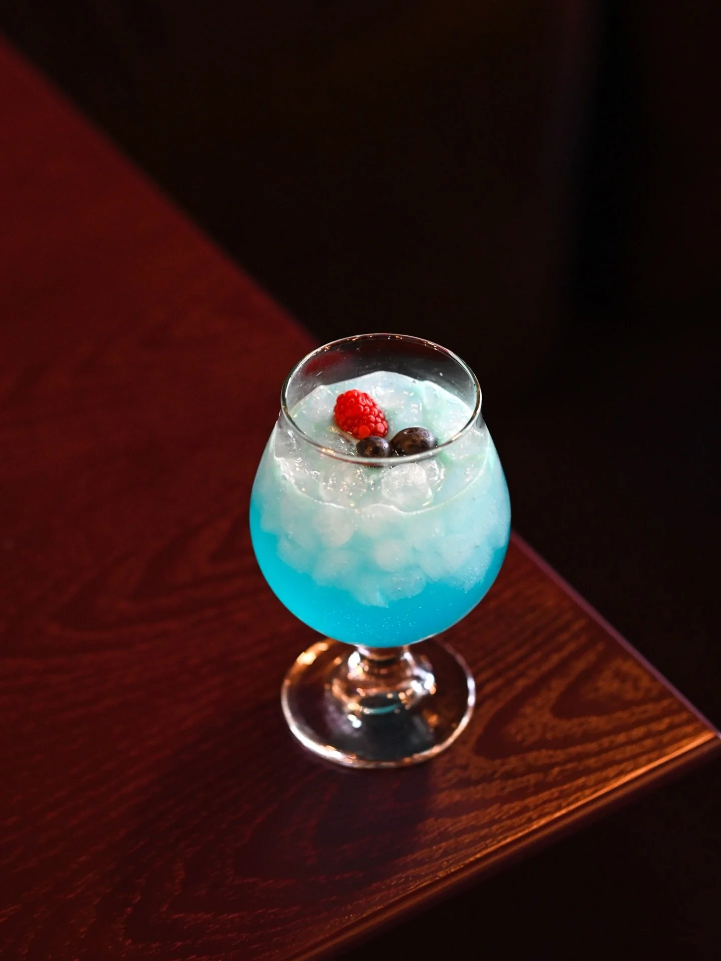 Tennis Blue themed cocktails at the AUS Open. 

#melbournephotographers #cocktailphotography #ausopen #ao26