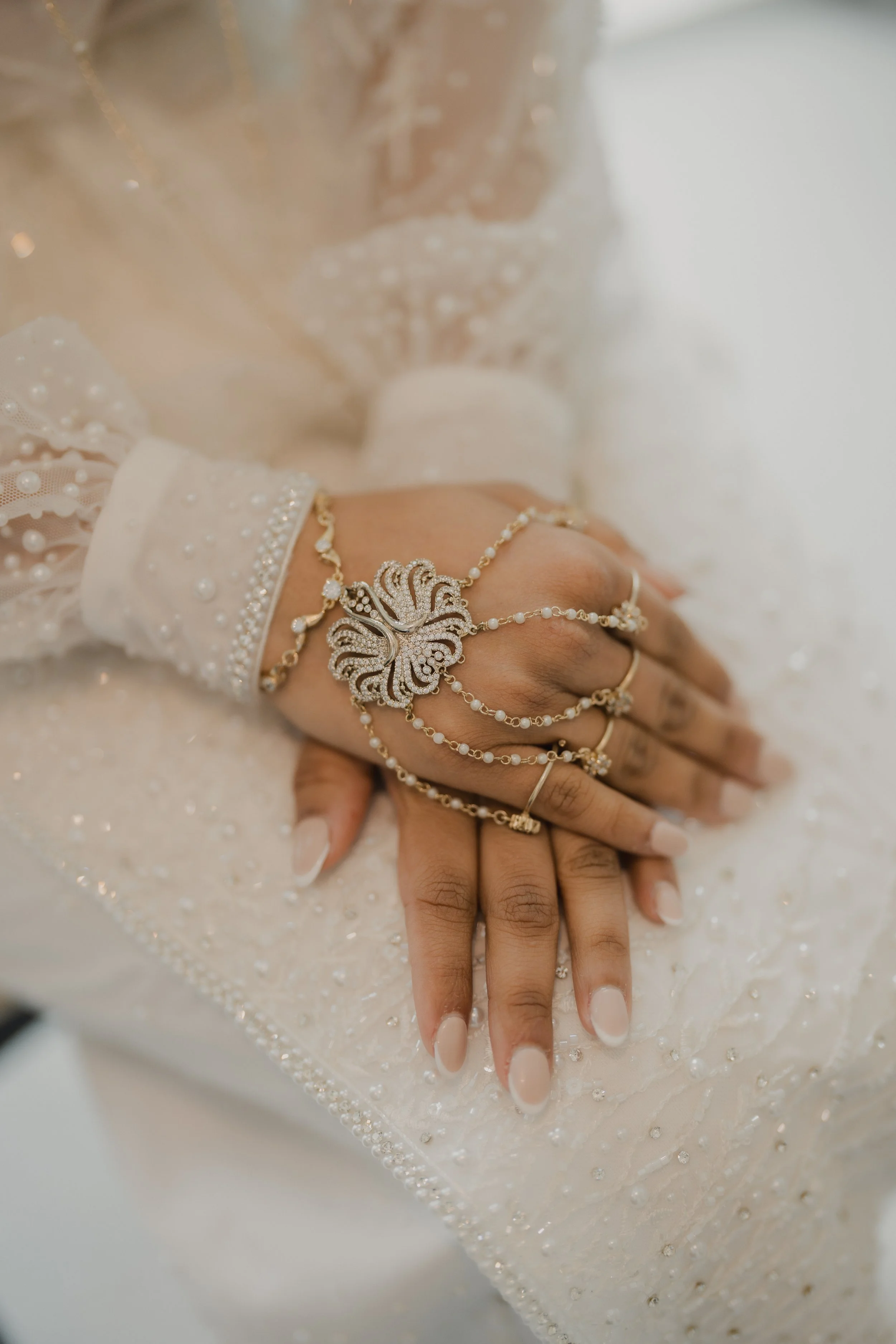 Nethmi_kalindu_Bride_Getting_Ready_ (63).jpg