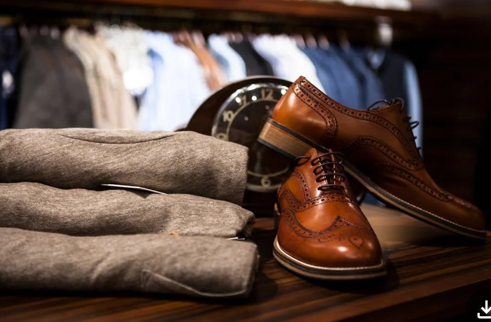 That’s So Shaen | LEATHER + AGARWOOD
