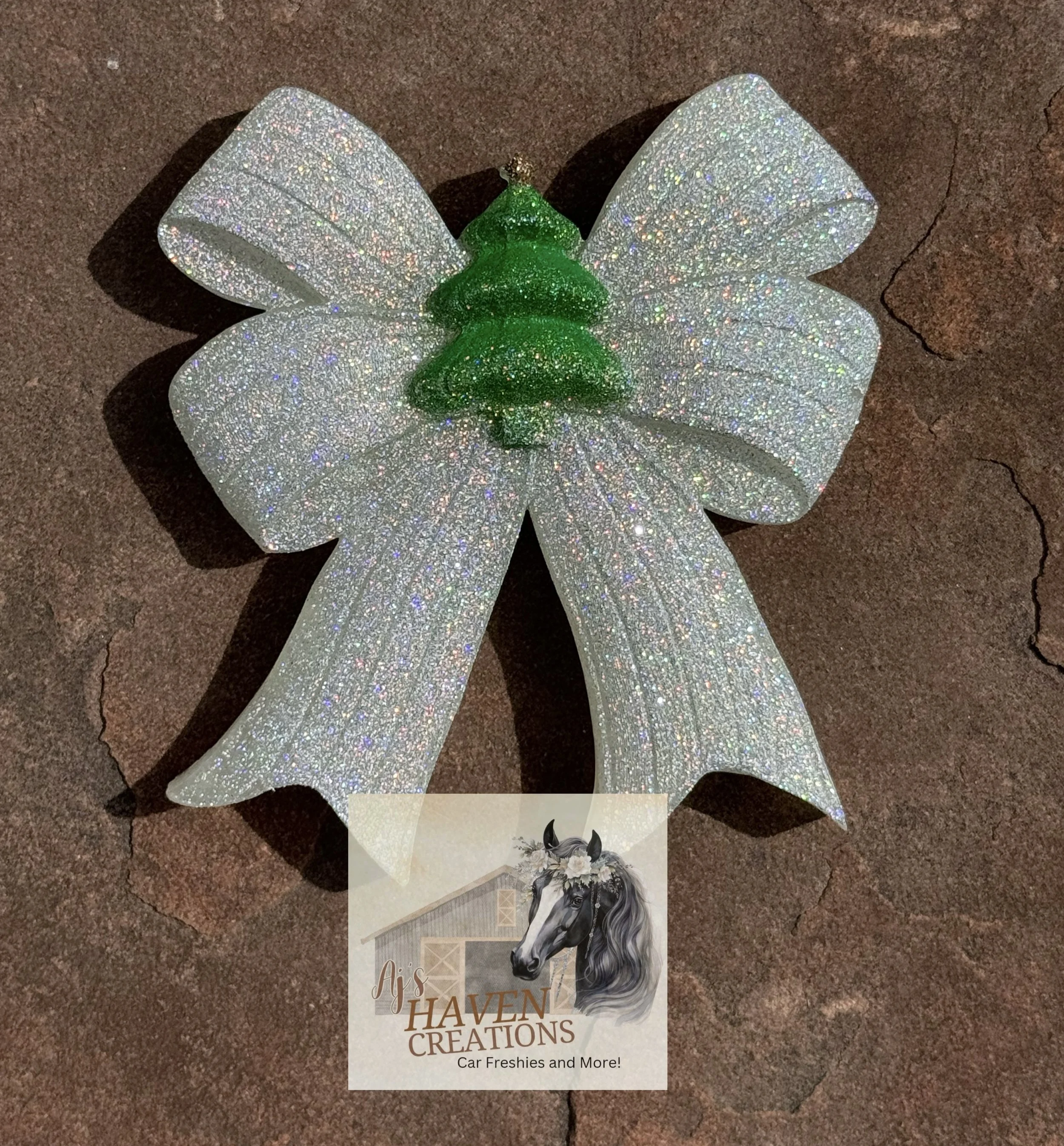 Bow with Christmas Tree Center 3D