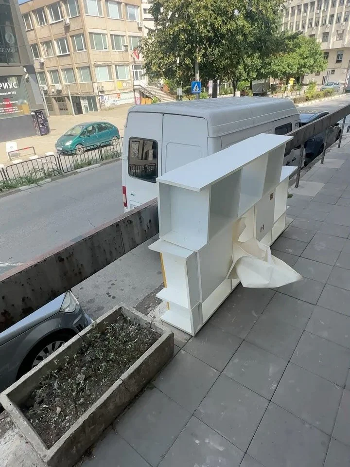 Секцията каза &bdquo;чао&ldquo; &mdash; и вече е на ново място! 😄

Ние сваляме, пренасяме и качваме &mdash; вие само избирате къде да я сложим.

Пишете ни за оферта: www.hamali032.com

Или се свържете с нас: +359 89 2426470

#транспорт #хамалскиуслу