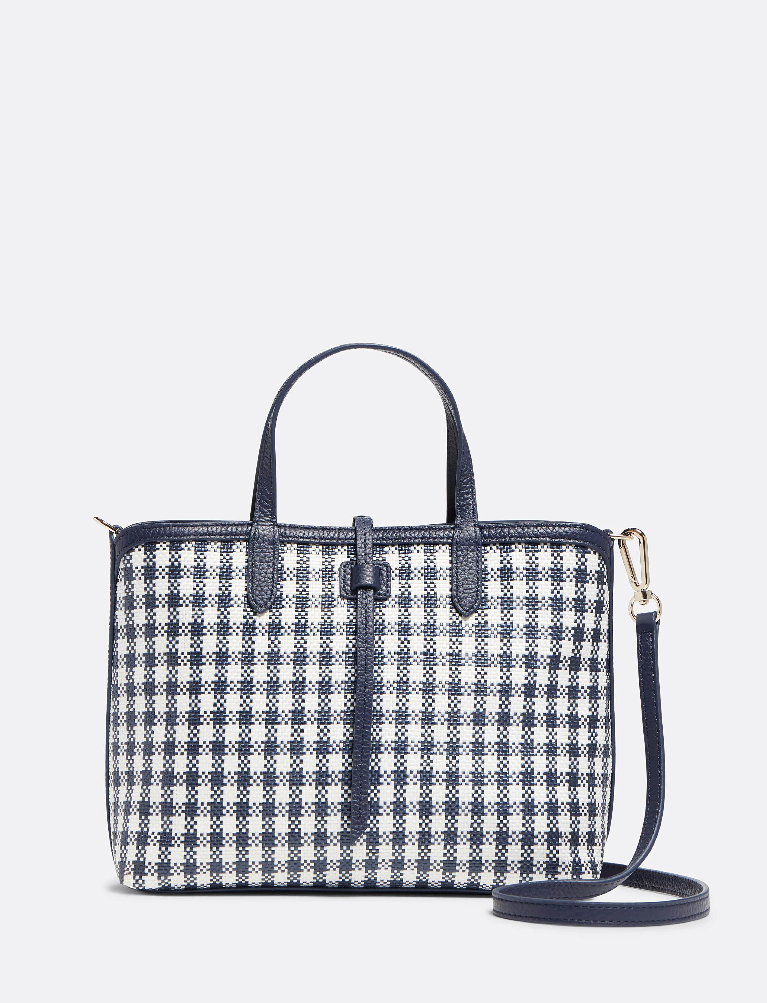 1556_BA0278_Nassau Navy_FR.jpg