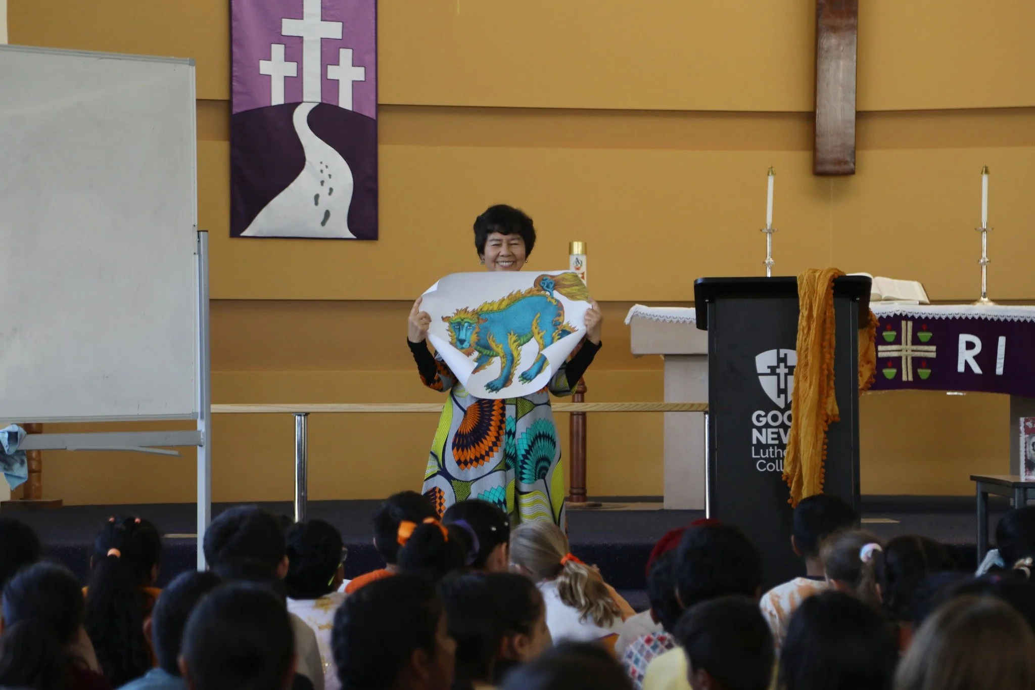 Last Friday on Harmony Day, we had the honour of welcoming award-winning author and illustrator @gabriellewangbooks to speak with our Primary Years students.

Gabrielle inspired a love of reading and storytelling as she shared her journey as a writer