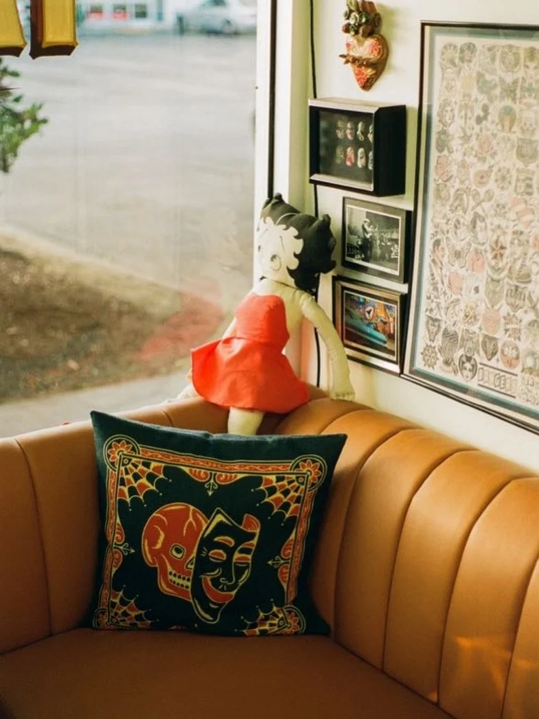 CLASSIC OR CUSTOM. YOUR DESIGN OR OURS!

STOP BY FOR A WALK IN OR BOOK AN APPOINTMENT FOR THE HOLIDAYS!

OPEN TUESDAYS - SATURDAYS
12ish - 8ish

GOOD TIMES ONLY 🎭
📸 @thelittlethyngs