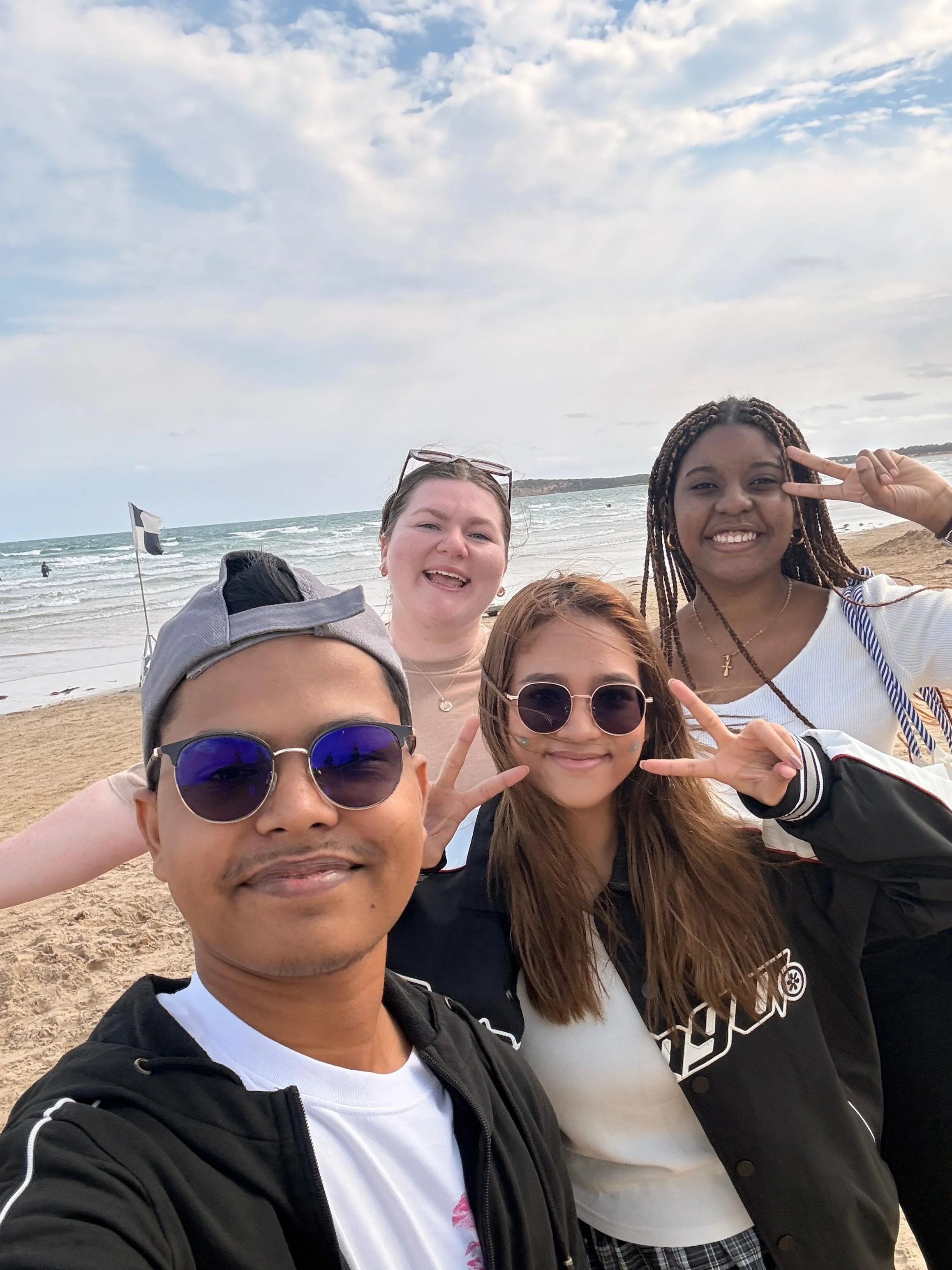 Jane and RSSP students enjoy beach time at Ocean Grove