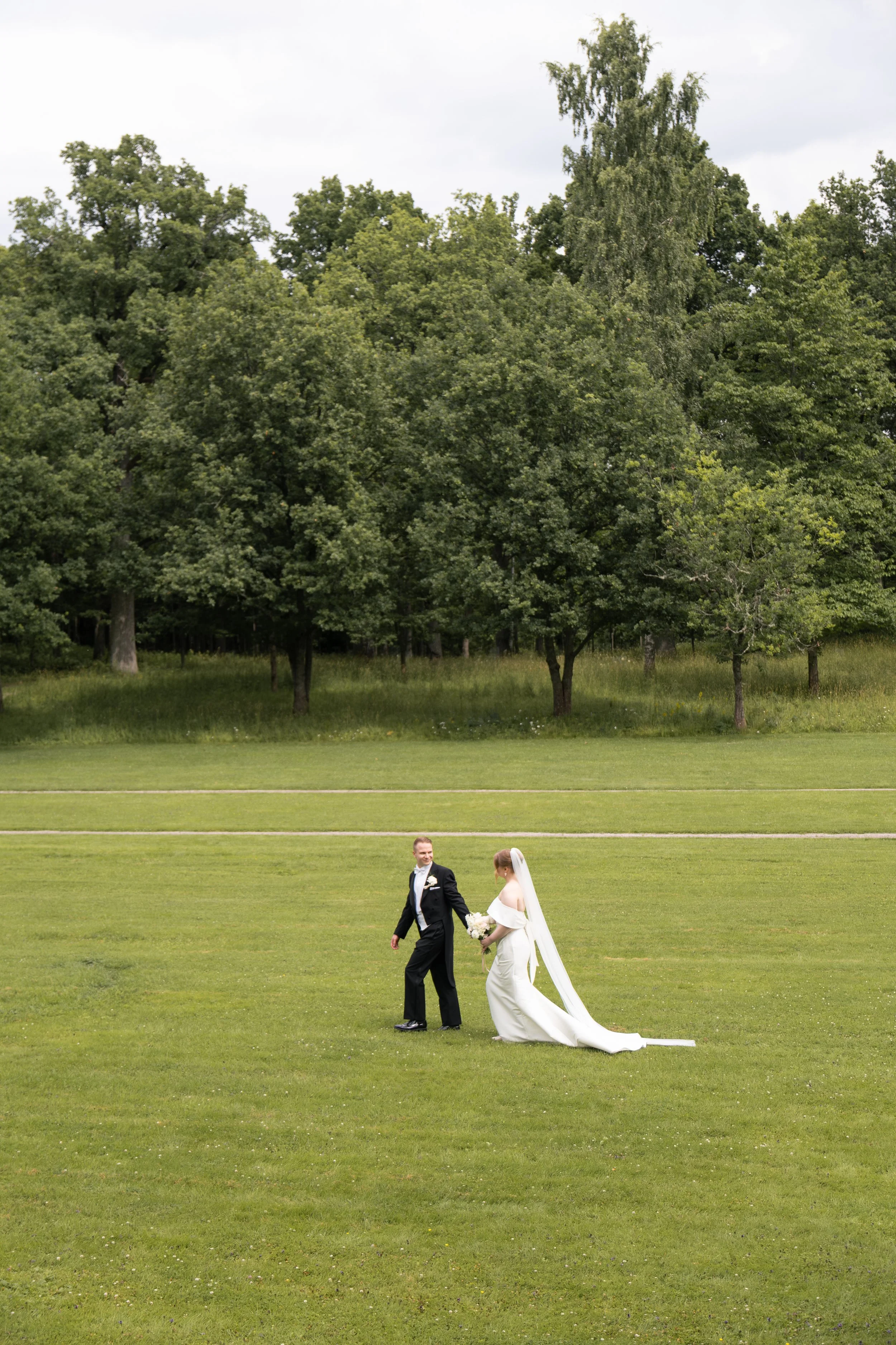 Alisa&Eetu-18072026-LeenaLoviisaPhotography-45.jpg