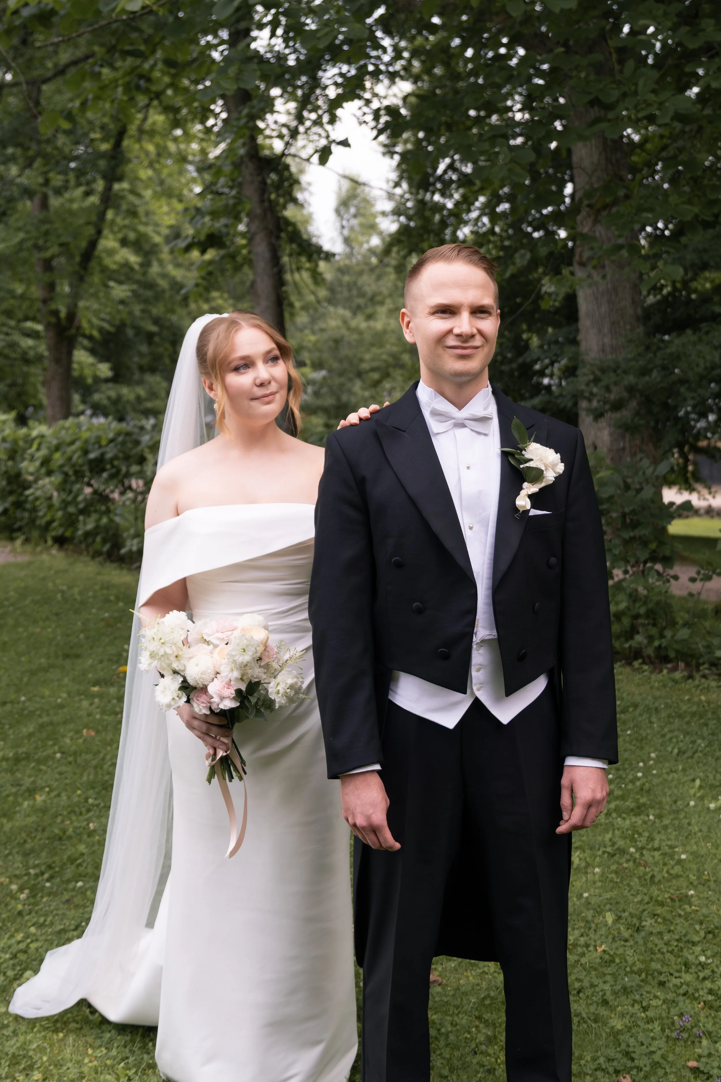 Alisa&Eetu-18072026-LeenaLoviisaPhotography-7.jpg