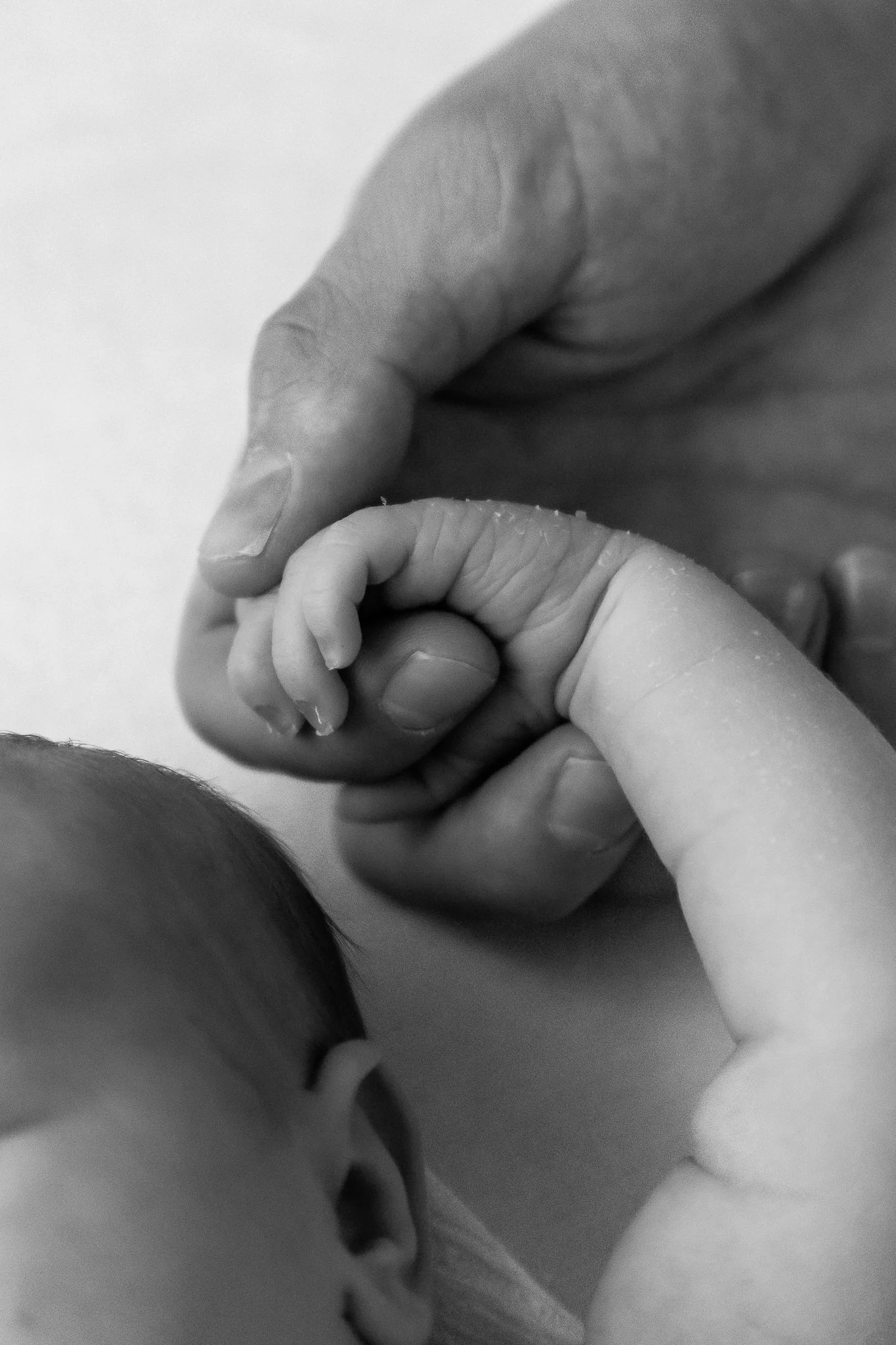 Leenaloviisaphotography-newbornkuvaus-Tuusula-Järvenpää-20241116-DSCF4105.jpg