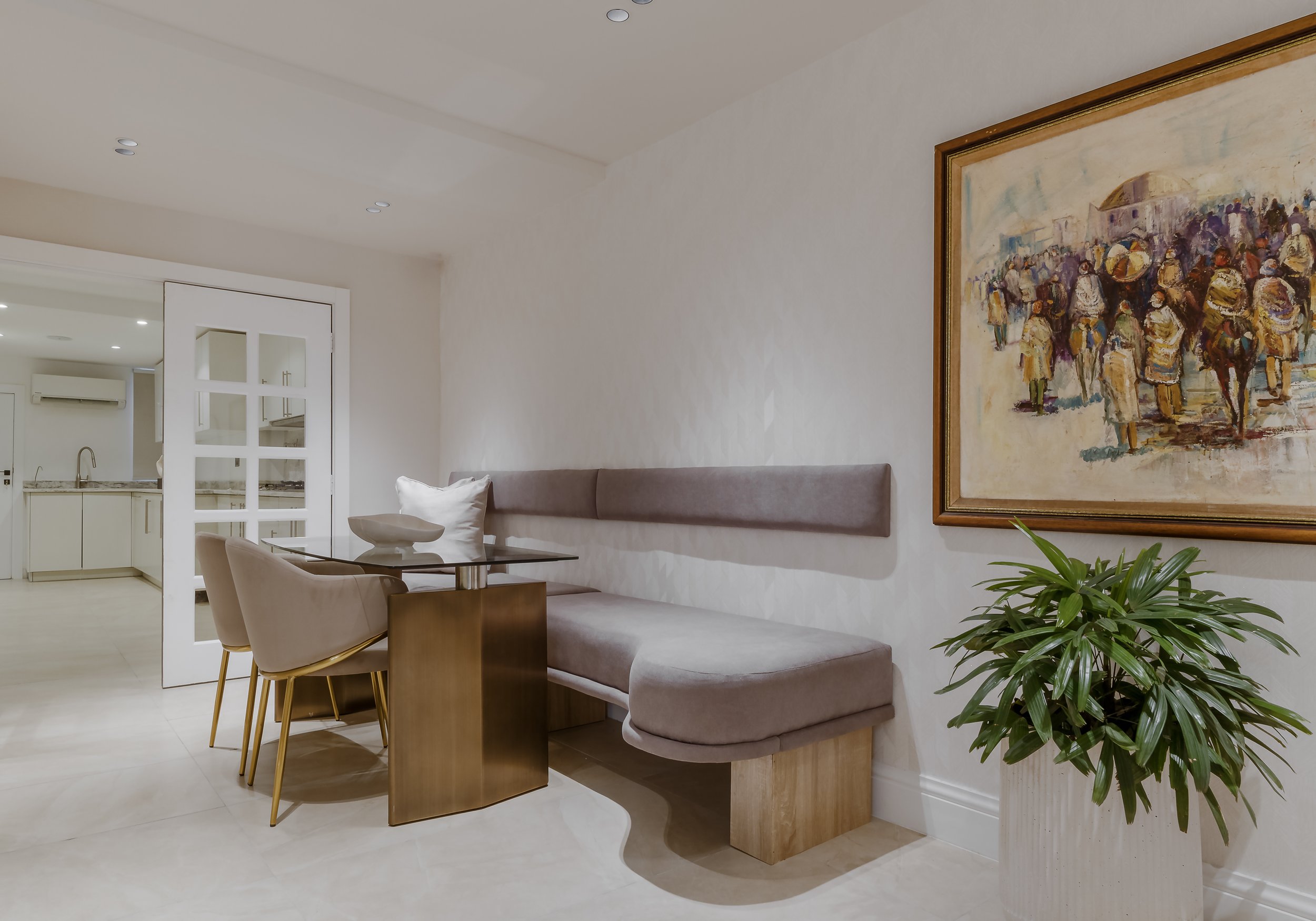 Minida Designs_Millennium Apartment_10.jpg