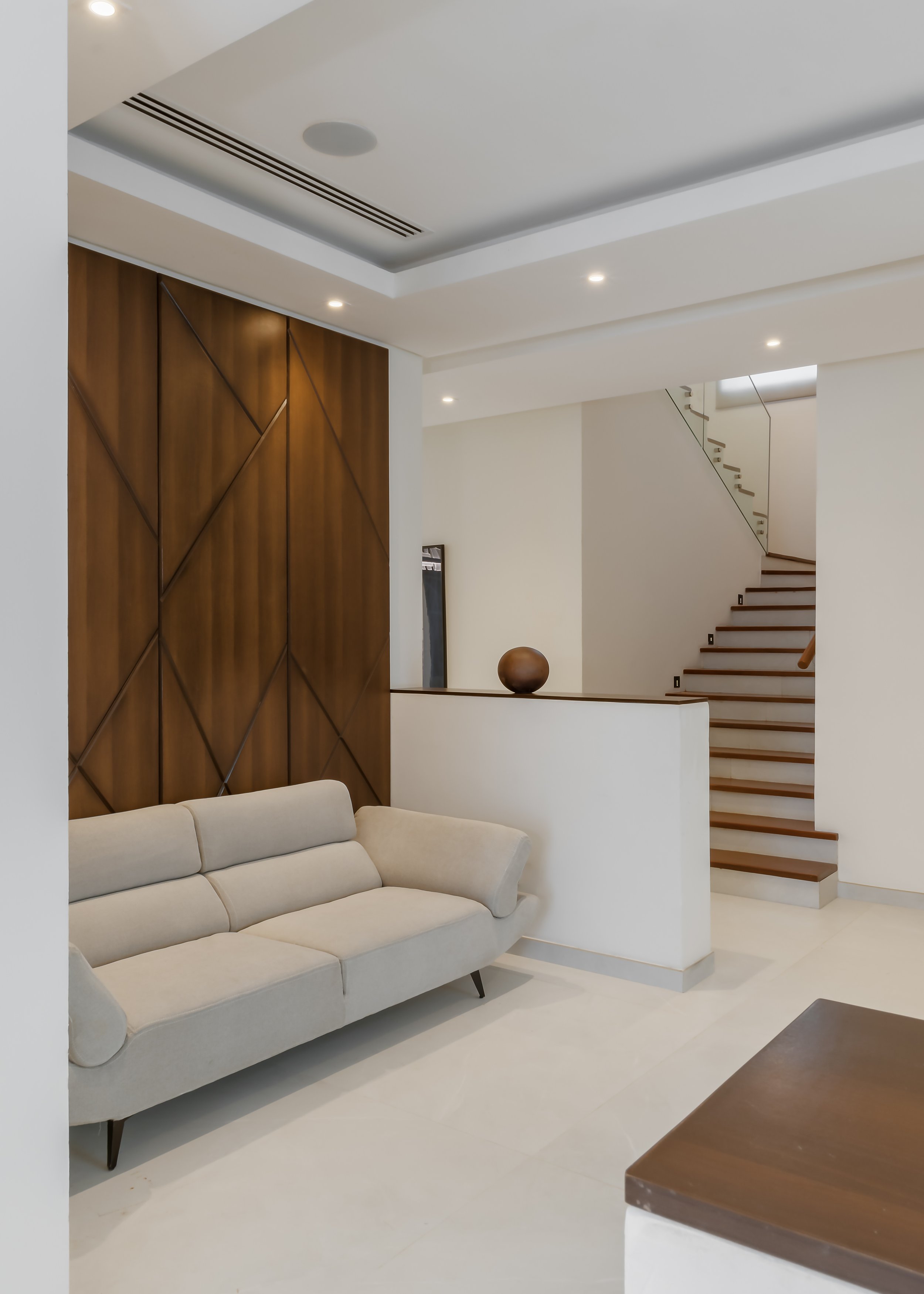 Minida Designs_Shoreline Residence_15.jpg
