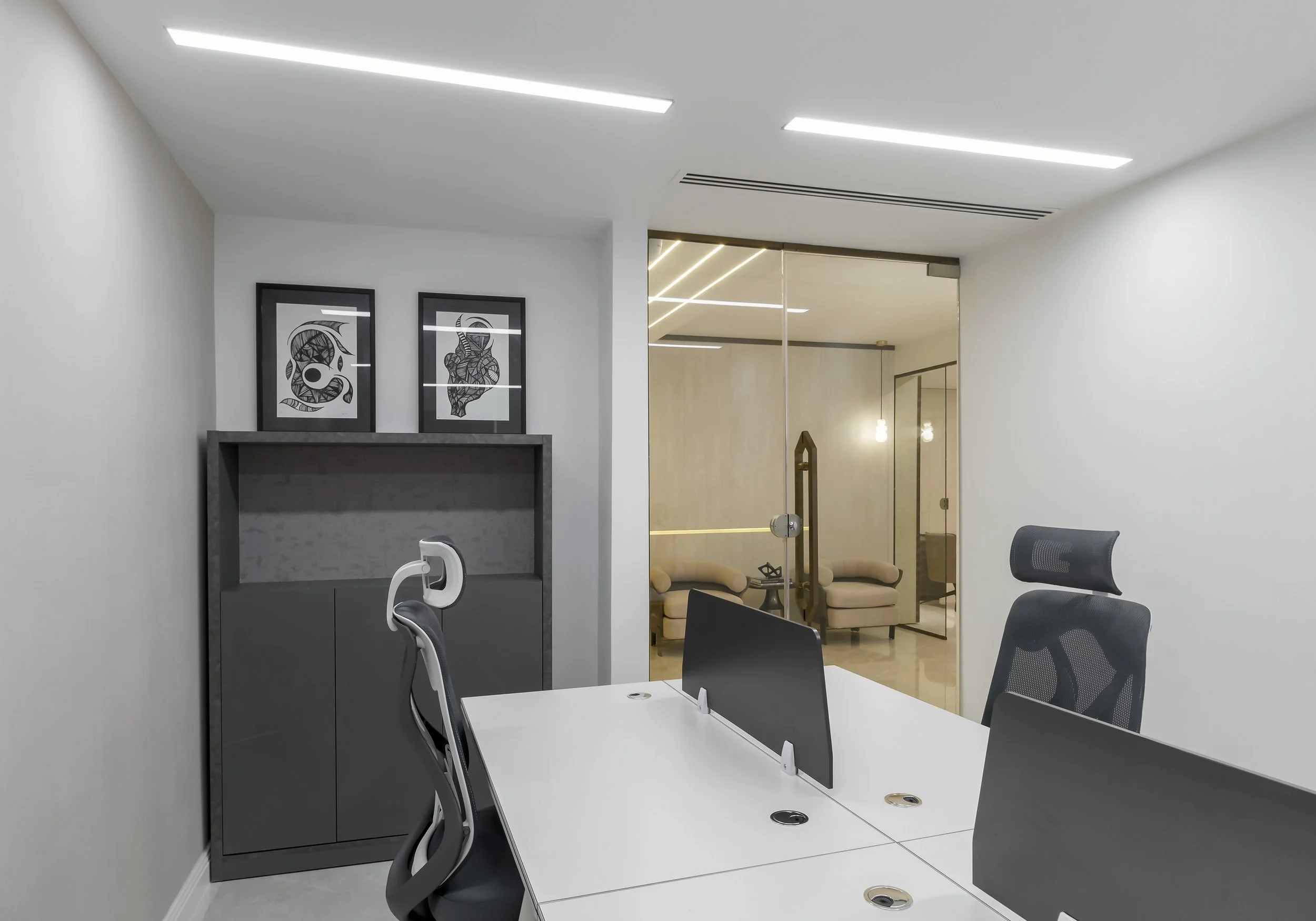 Minida Designs_Page Office_04.jpg