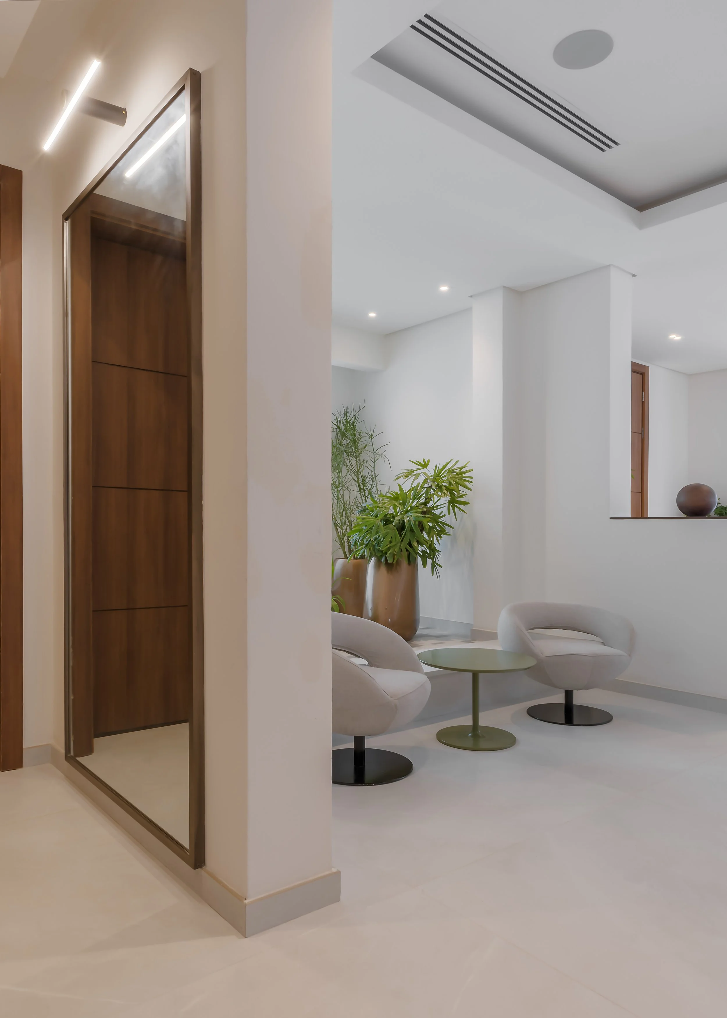 Minida Designs_Shoreline Residence_13.jpg