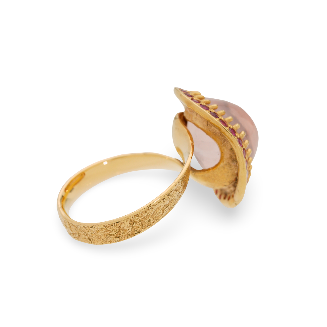 hector-lasso-jewellery-ibiza-ring-gold-cotton-candy-pinkquartz-ruby-4.png