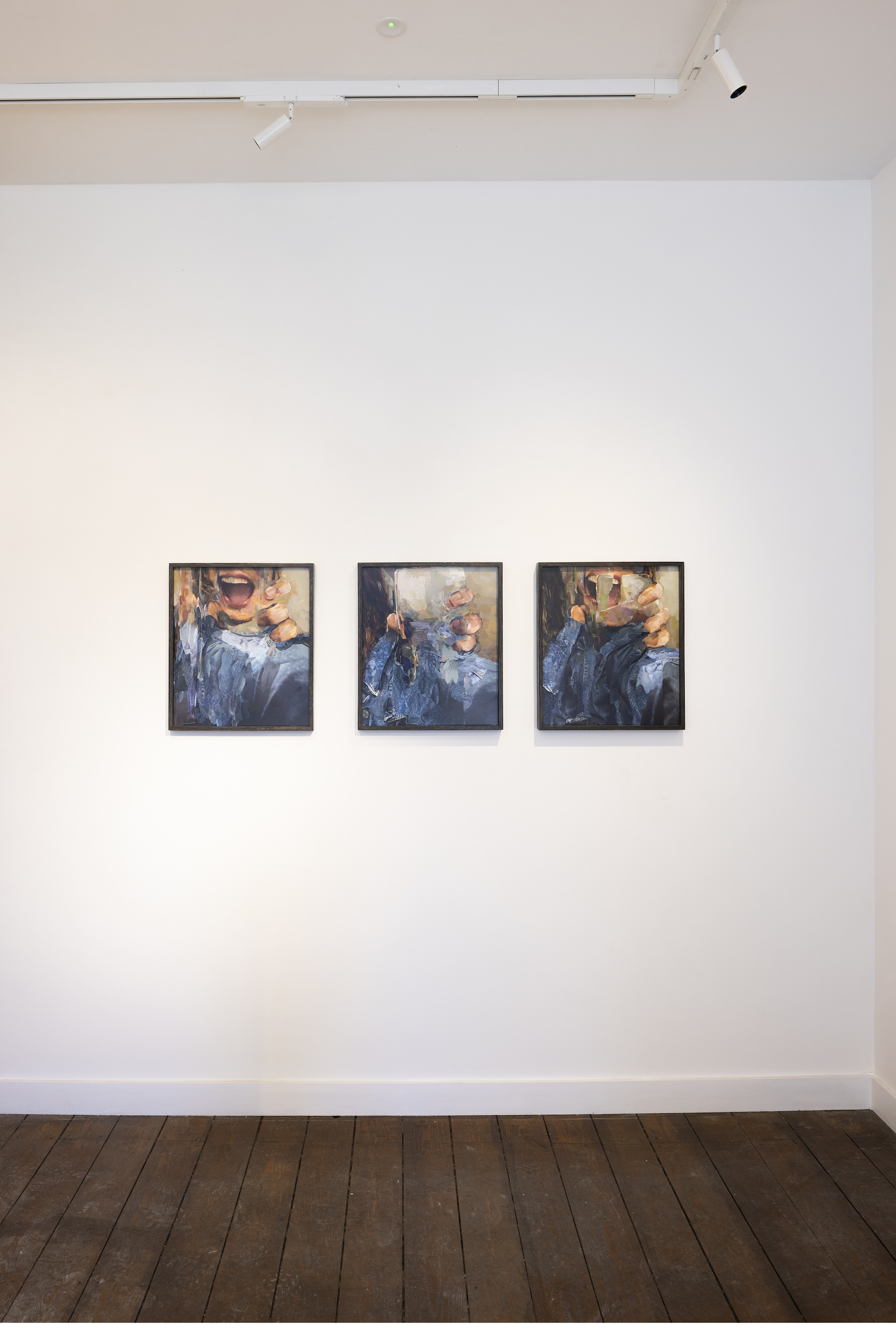 Pipeline Gallery_Alina Frieske_‘Nightly Newsfeed’_I.SCOTT PHOTOS_290424_1.png